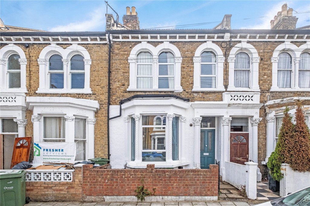 Images for London EAID:4101633374 BID:CLM