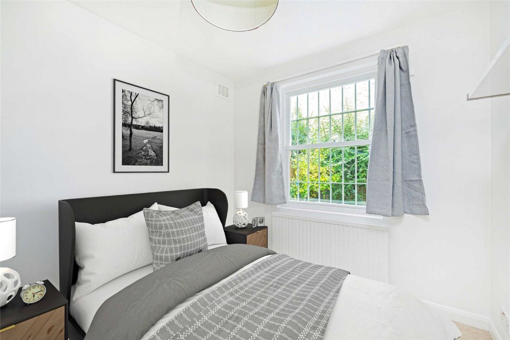 Images for London EAID:4101633374 BID:CLM