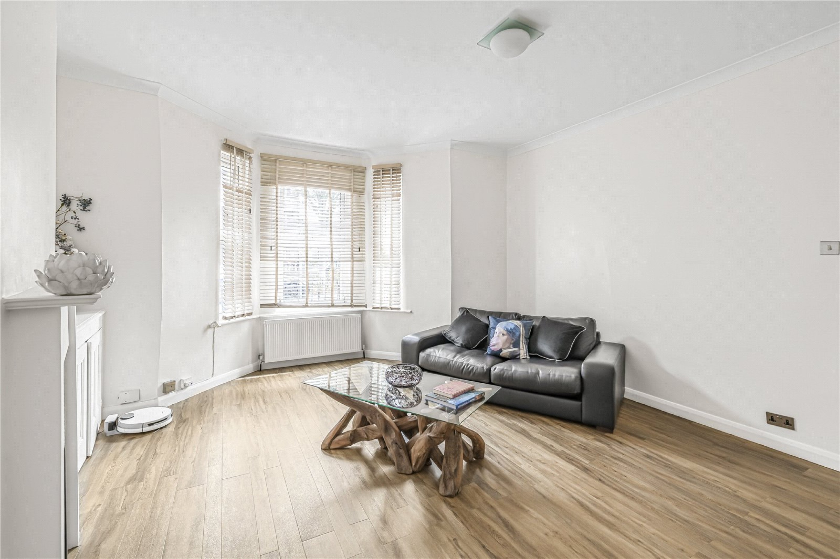 Images for Vauxhall, London EAID:163099177 BID:CLM