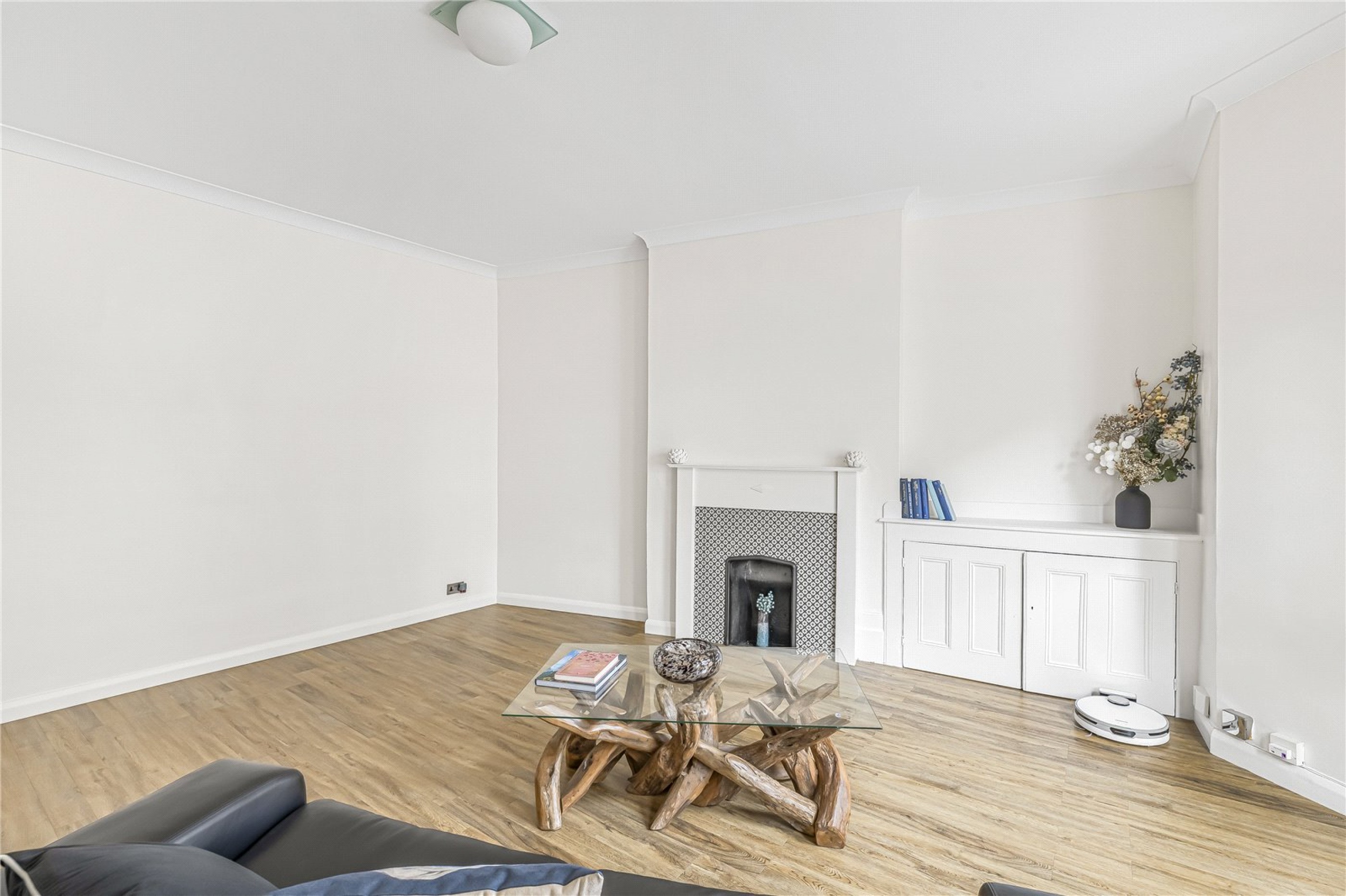 Images for Vauxhall, London EAID:163099177 BID:CLM