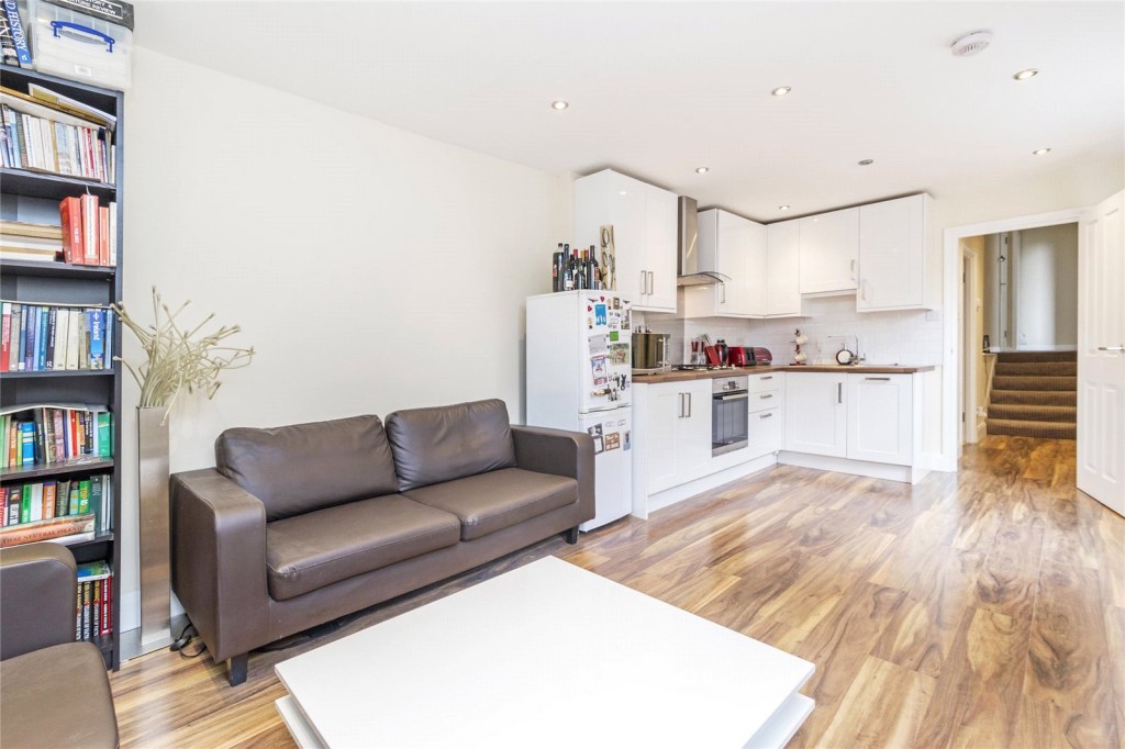 Images for Clapham EAID:163099177 BID:CLM