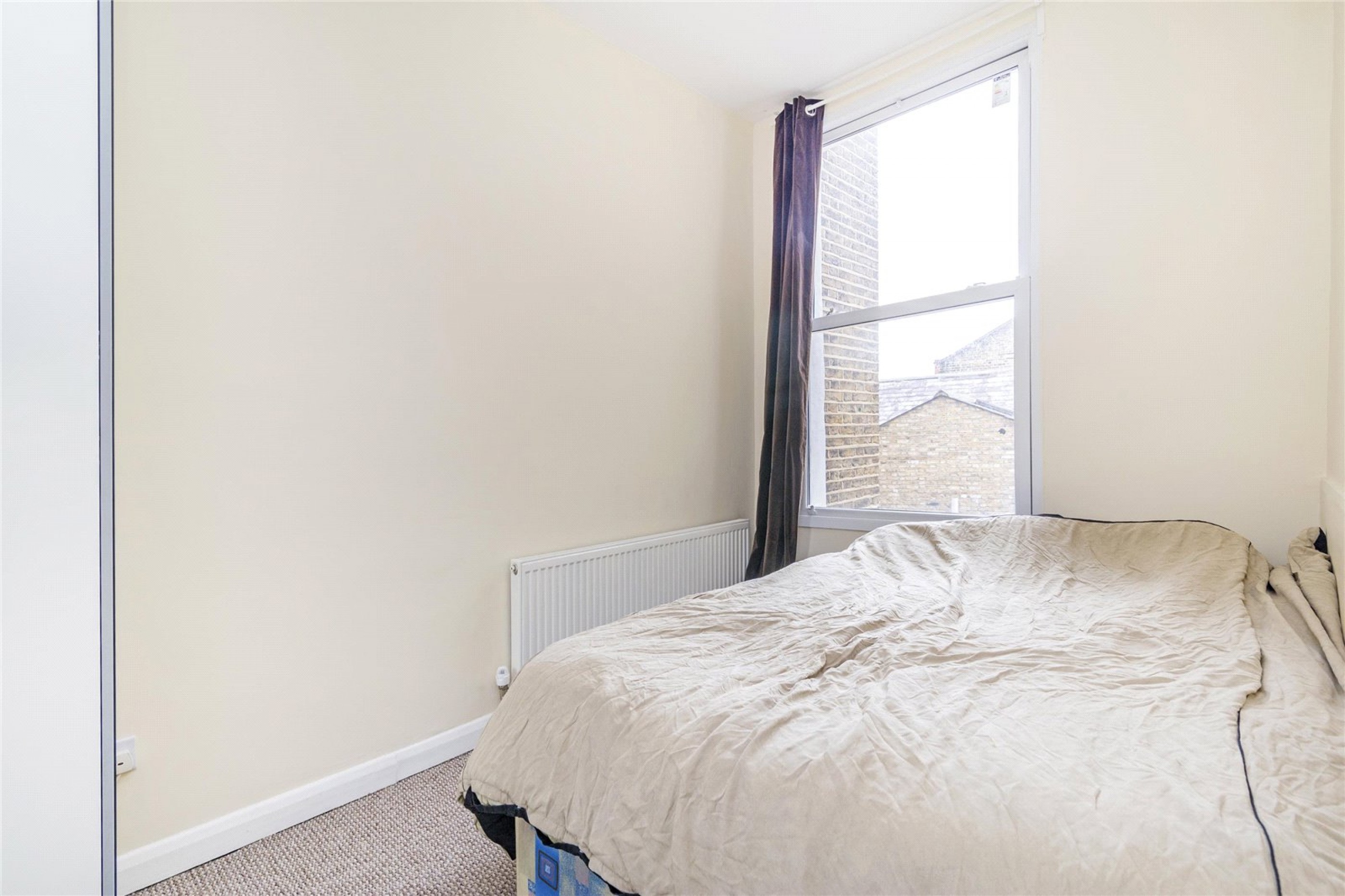 Images for Clapham EAID:163099177 BID:CLM