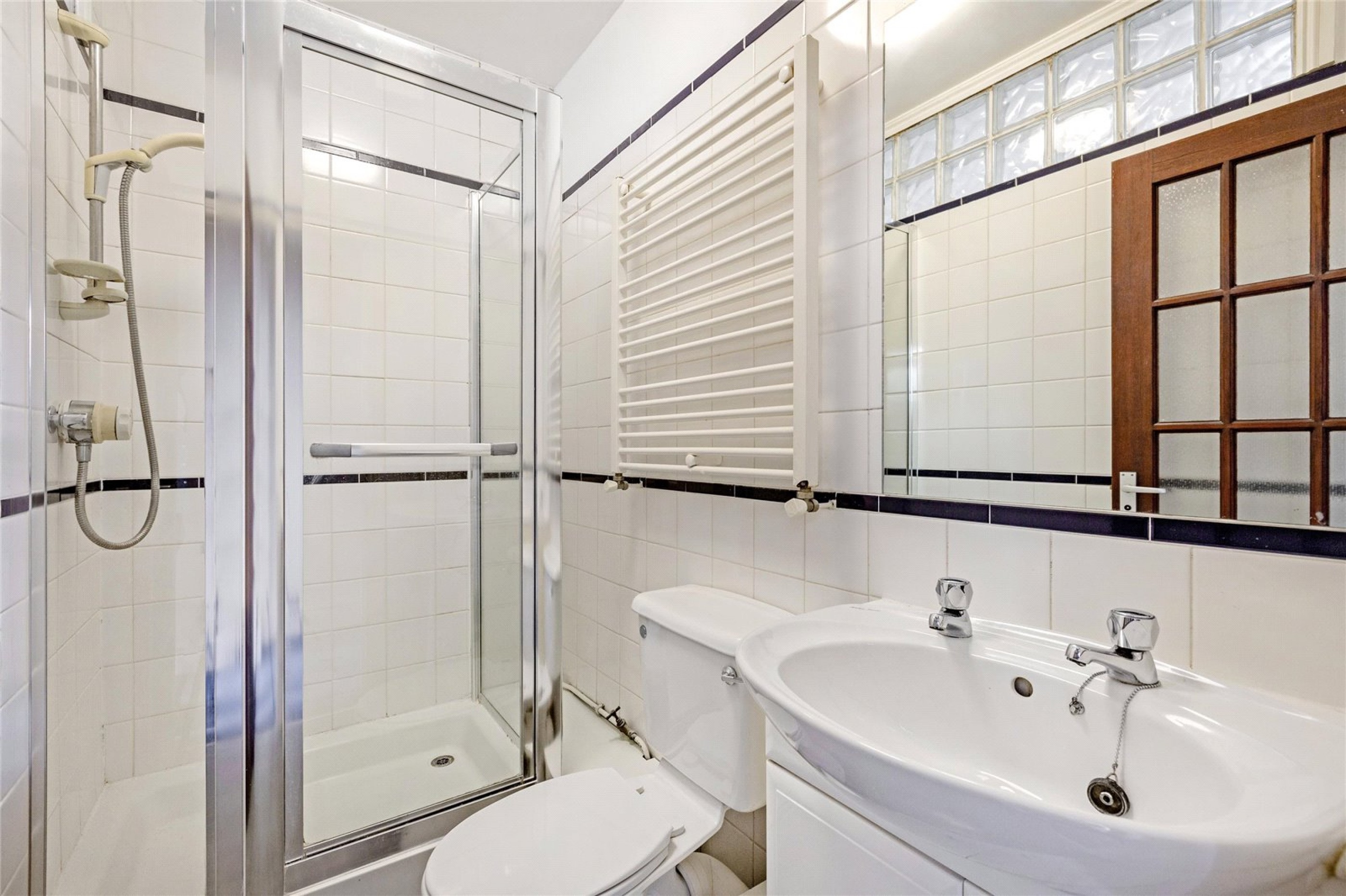 Images for London EAID:163099177 BID:CLM