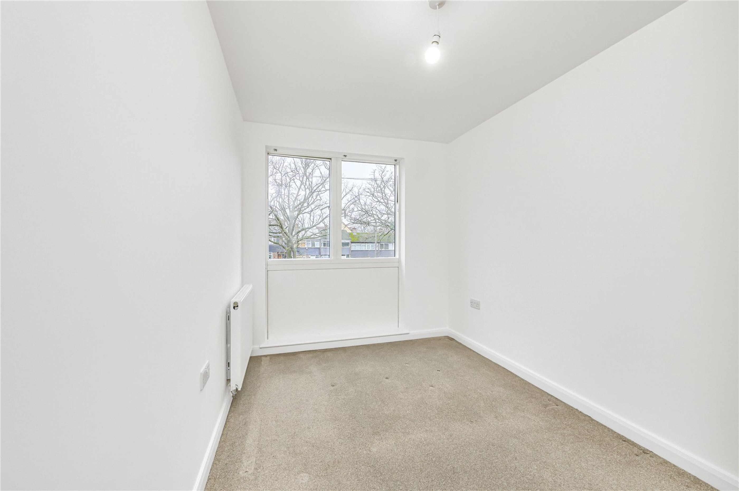 Images for London EAID:4101633374 BID:CLM