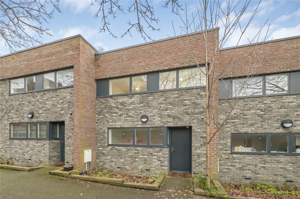 Images for London EAID:4101633374 BID:CLM