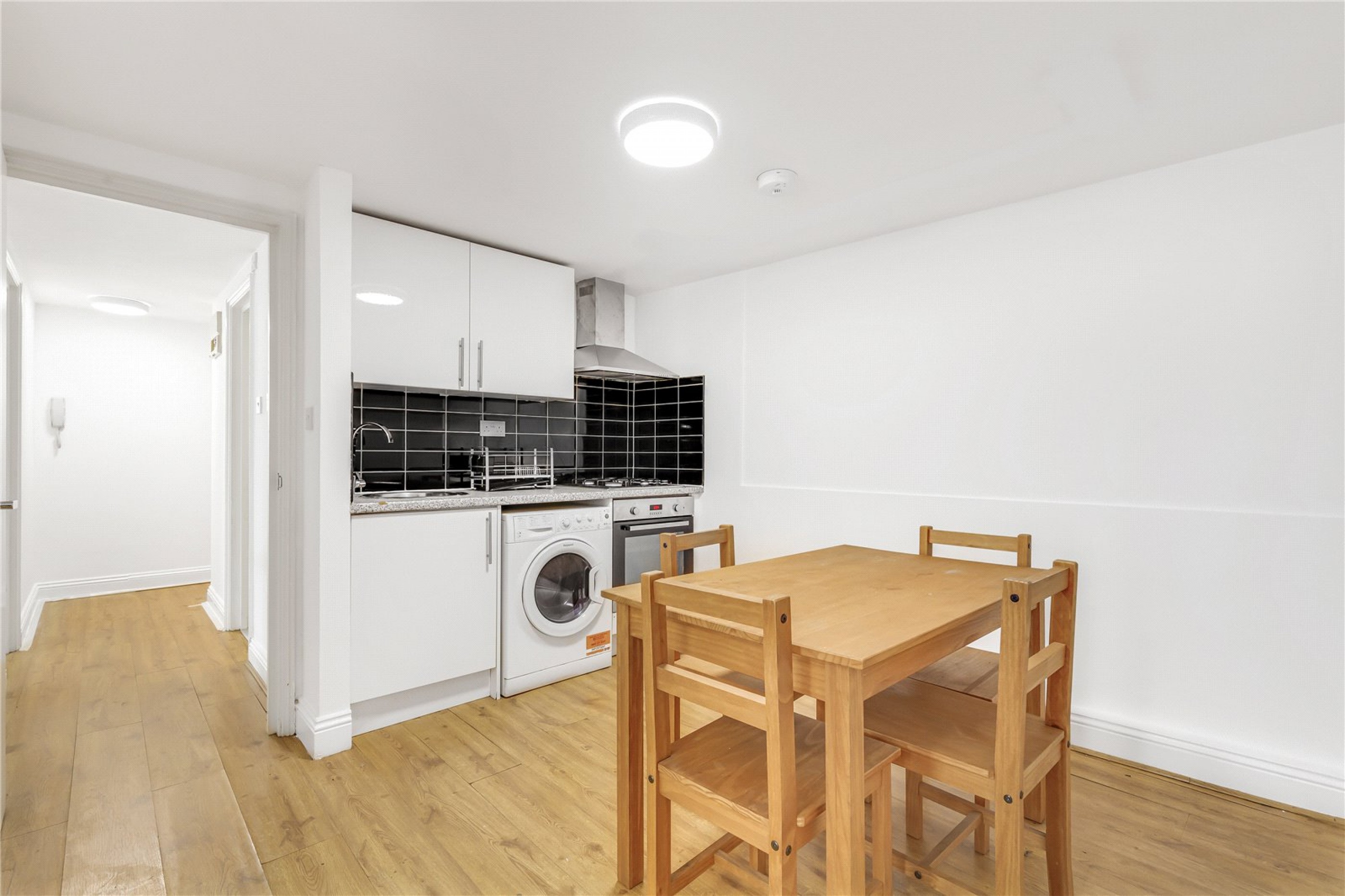 Images for London EAID:163099177 BID:CLM