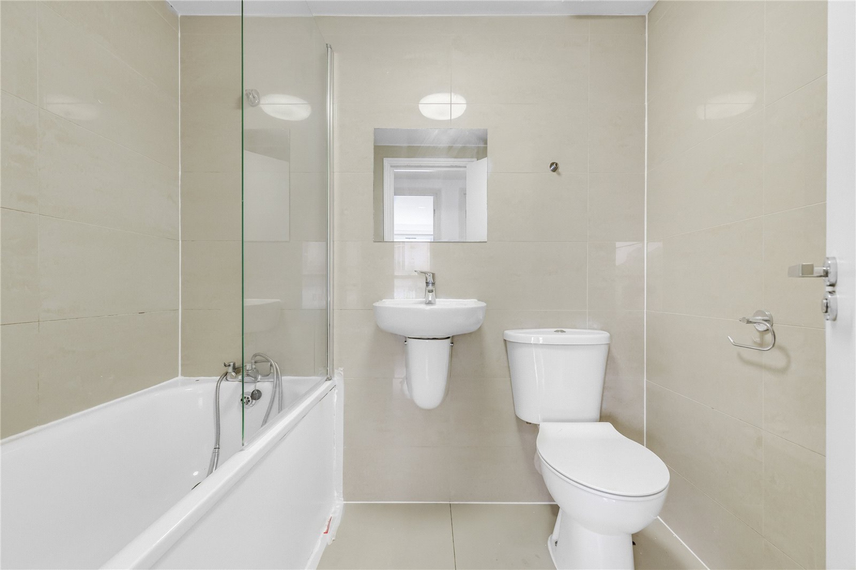 Images for London EAID:163099177 BID:CLM