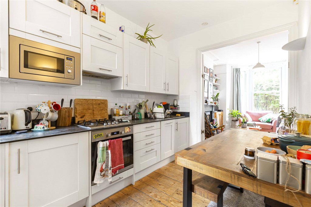 Images for London EAID:4101633374 BID:CLM