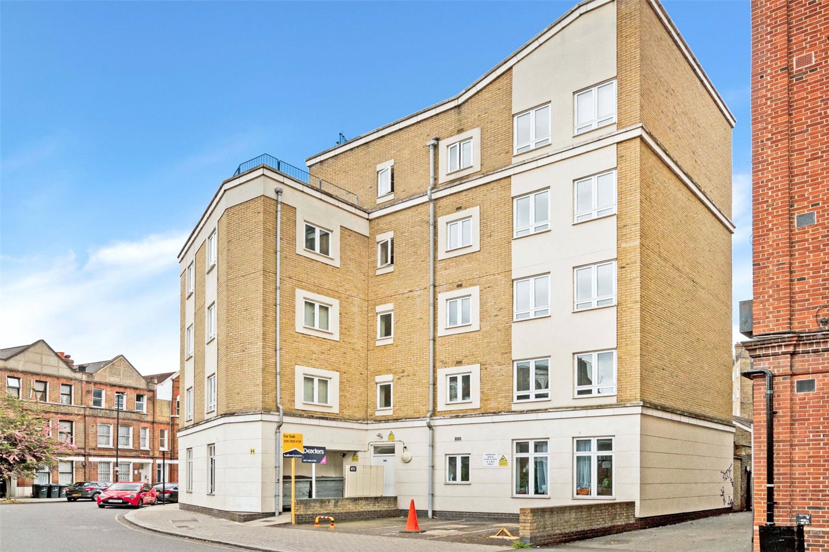 Images for London EAID:4101633374 BID:CLM
