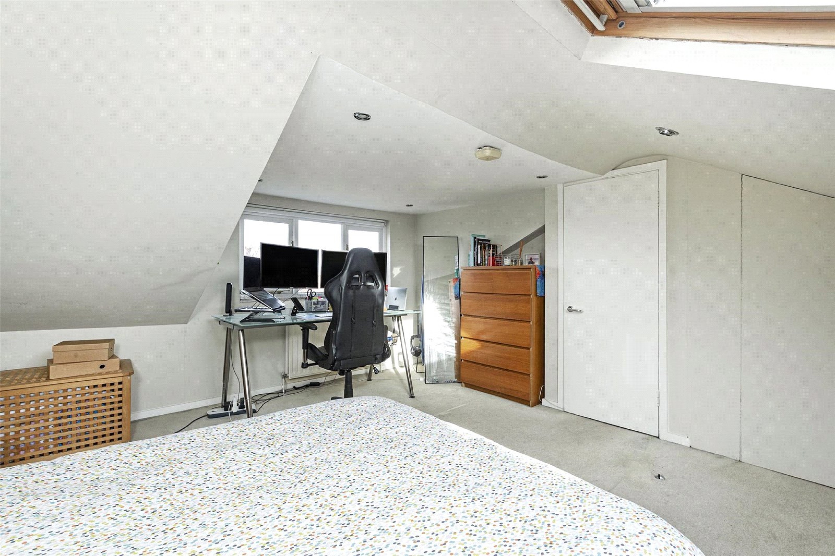 Images for London EAID:163099177 BID:CLM