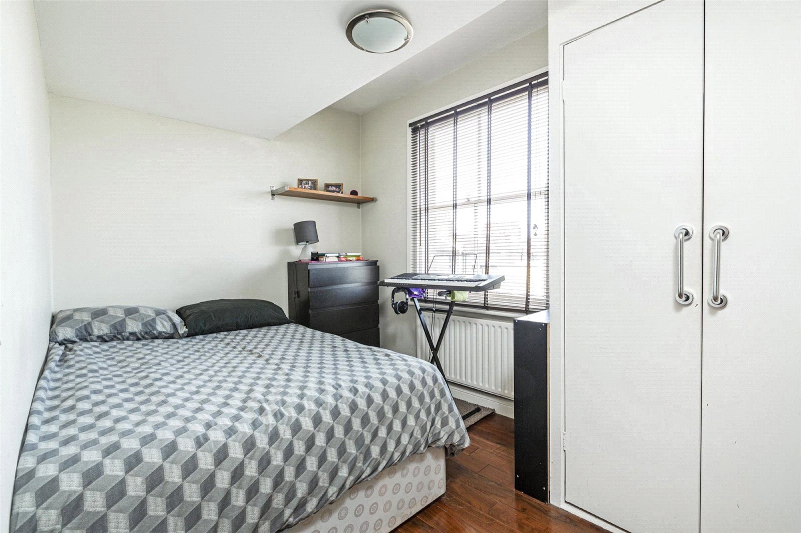Images for London EAID:163099177 BID:CLM