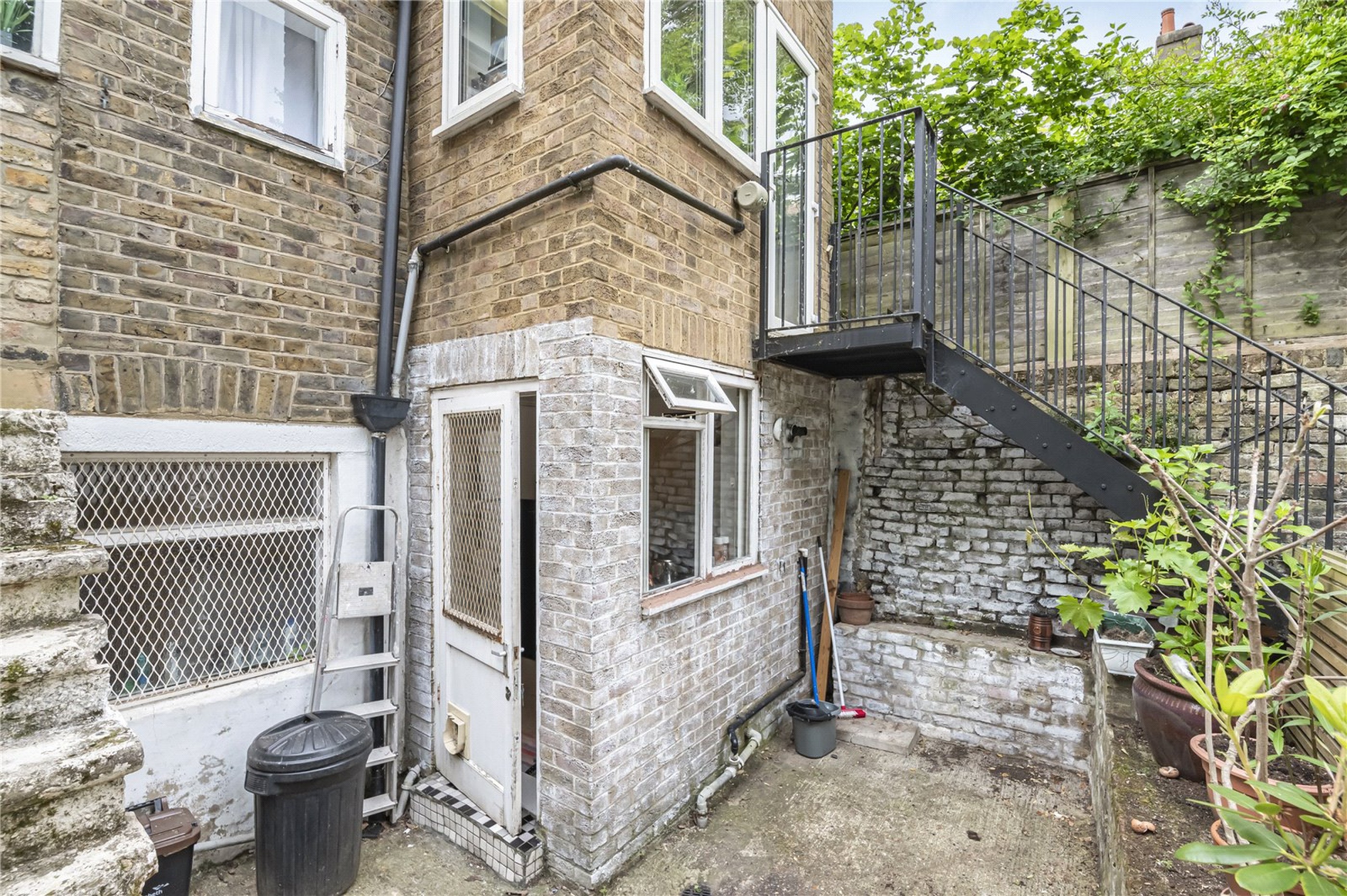 Images for London EAID:163099177 BID:CLM