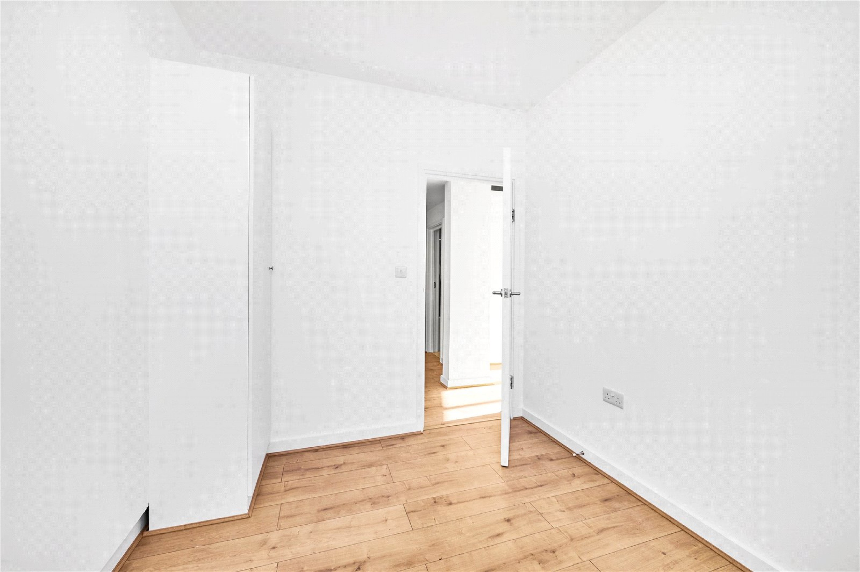 Images for London EAID:163099177 BID:CLM