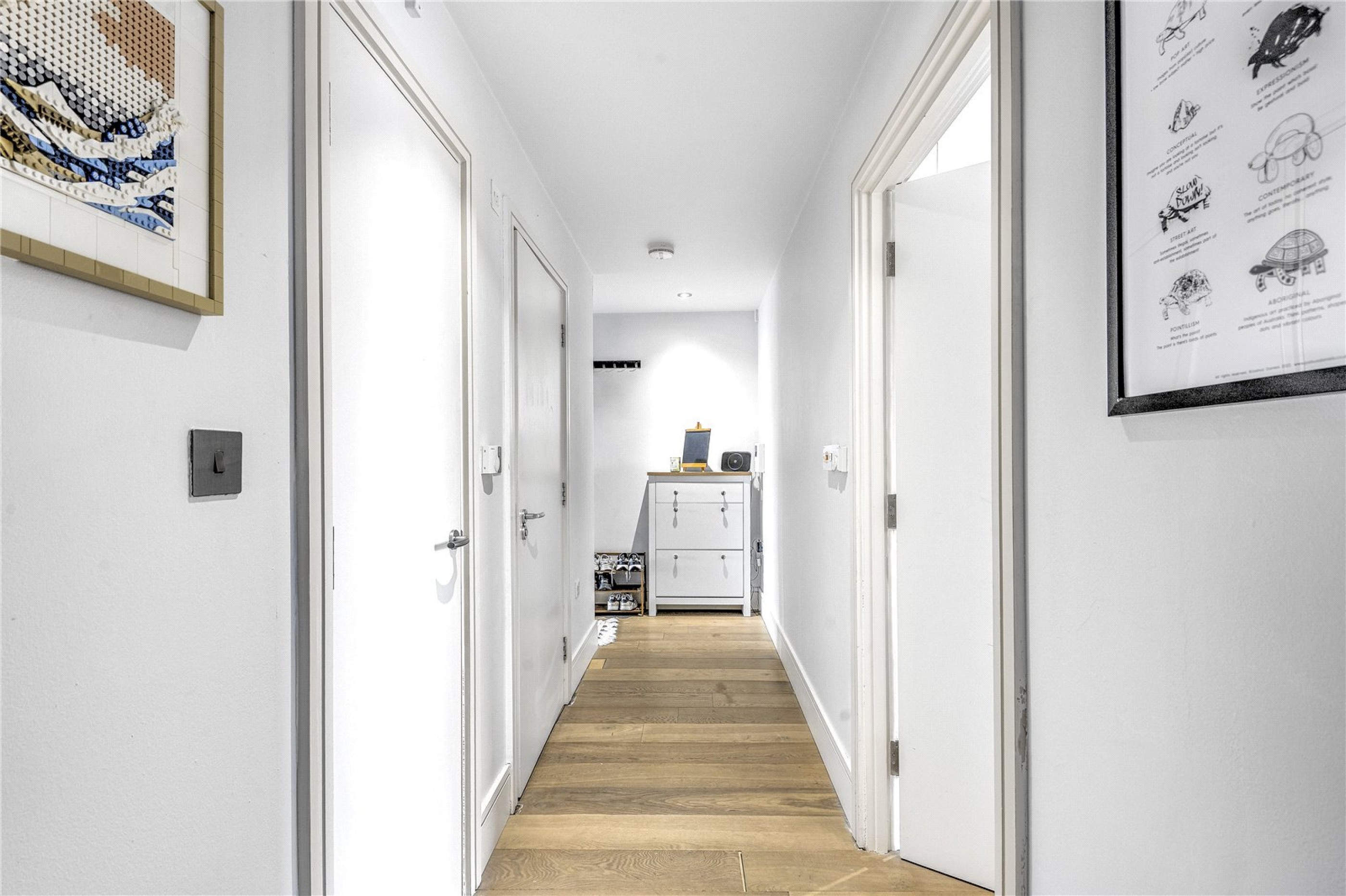 Images for London EAID:4101633374 BID:CLM