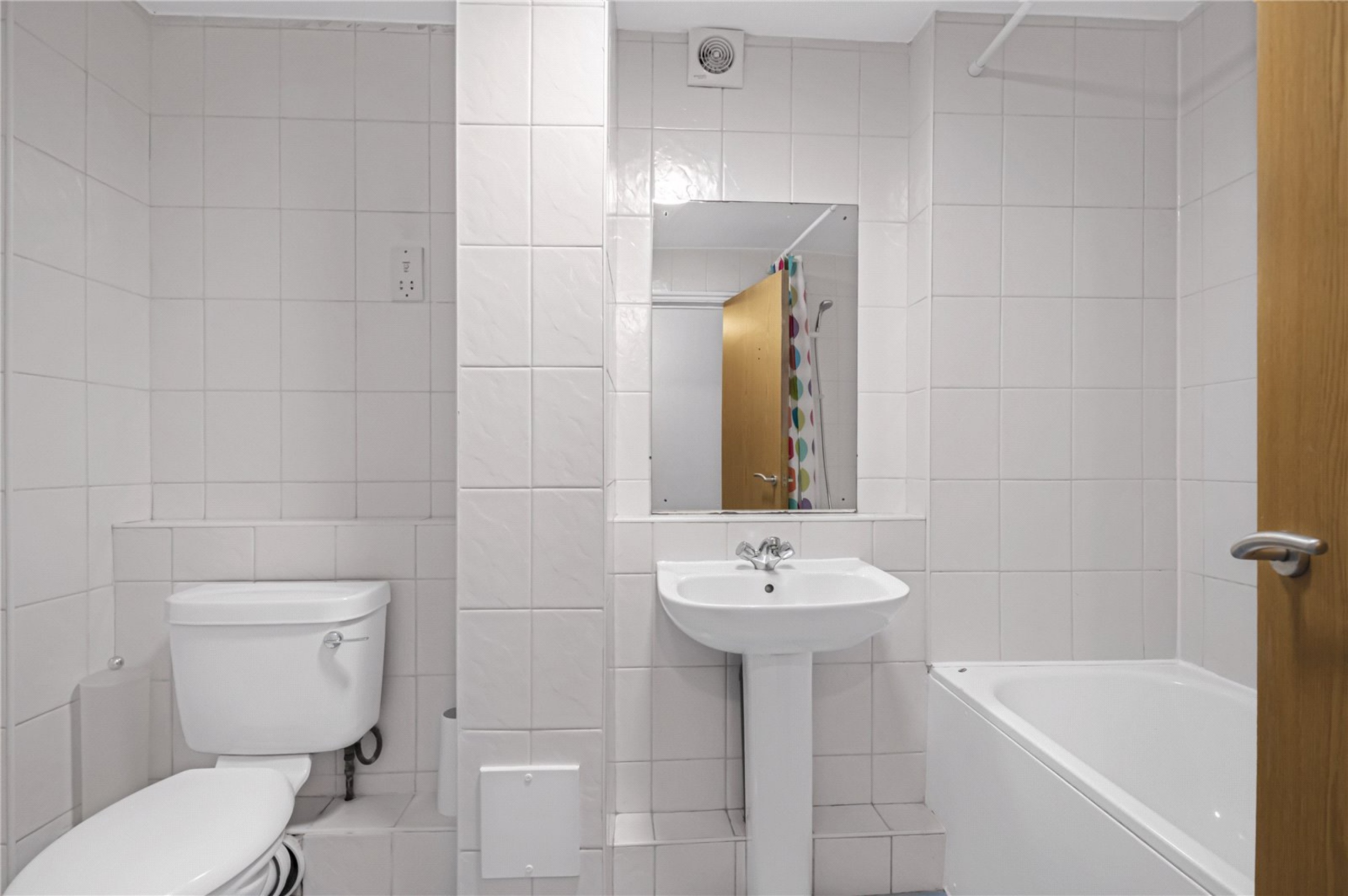 Images for London EAID:163099177 BID:CLM