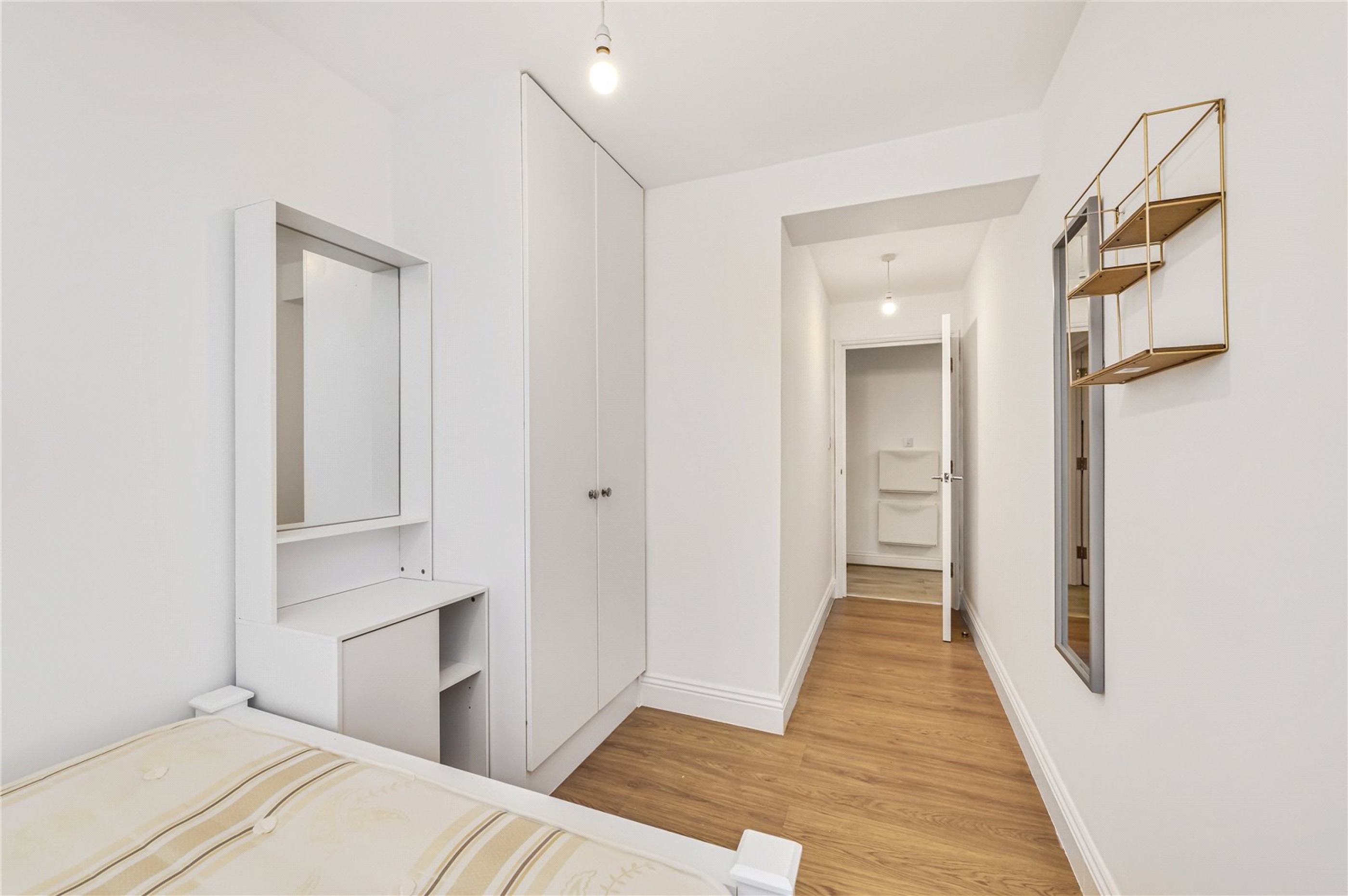 Images for London EAID:163099177 BID:CLM