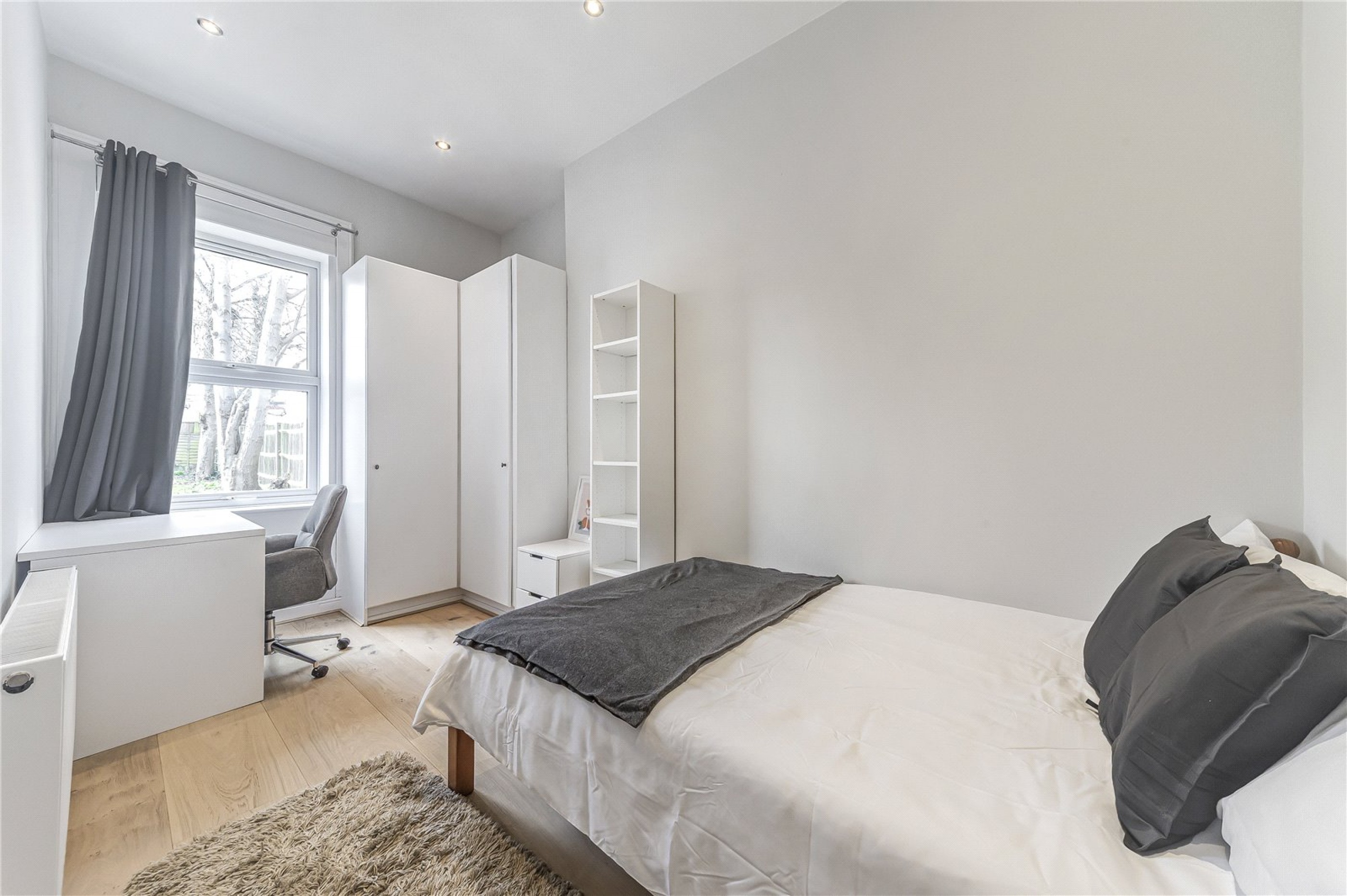 Images for London EAID:4101633374 BID:CLM