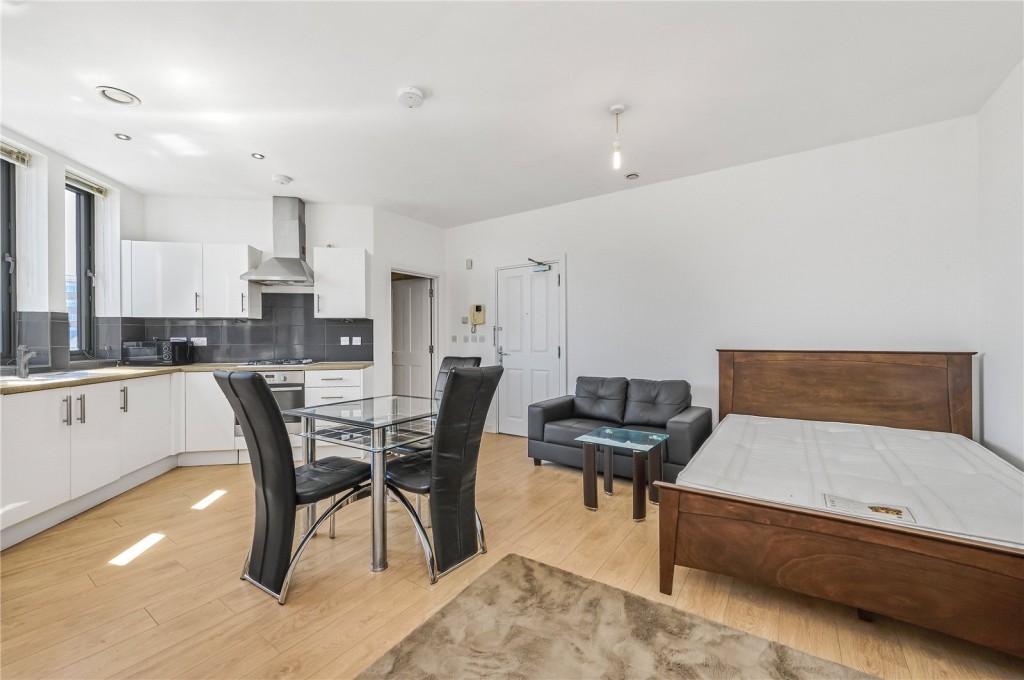 Images for Walworth Road, London EAID:163099177 BID:CLM