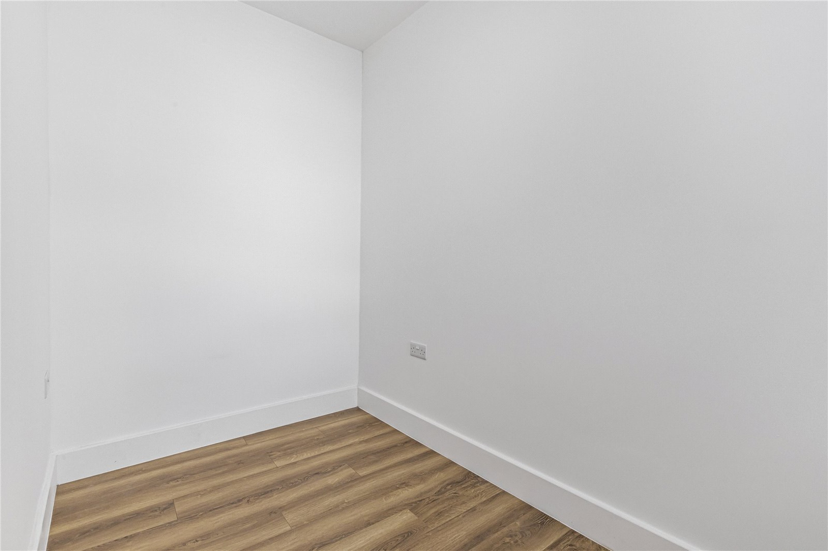 Images for London EAID:163099177 BID:CLM