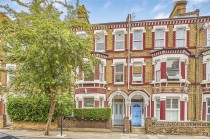 Tremadoc Road, London, SW4