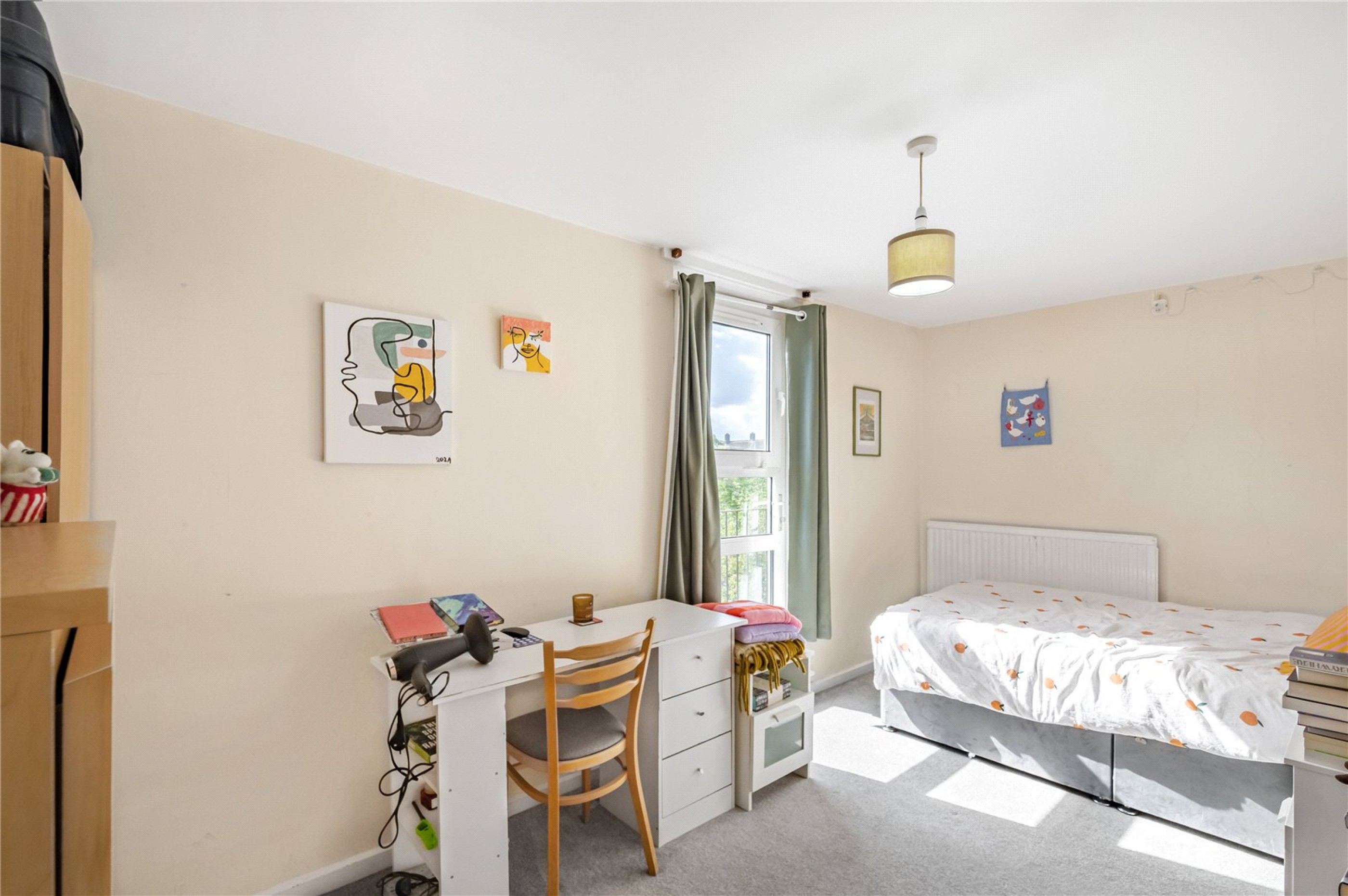 Images for London EAID:4101633374 BID:CLM