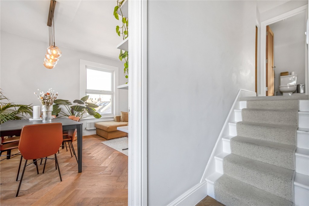 Images for London EAID:4101633374 BID:CLM