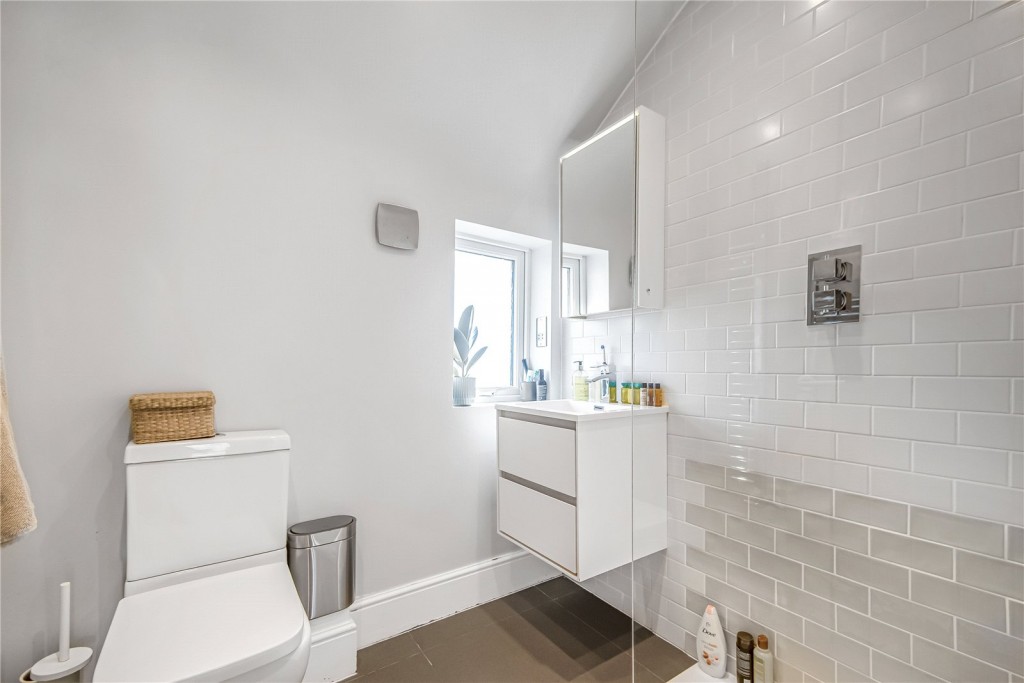 Images for London EAID:4101633374 BID:CLM