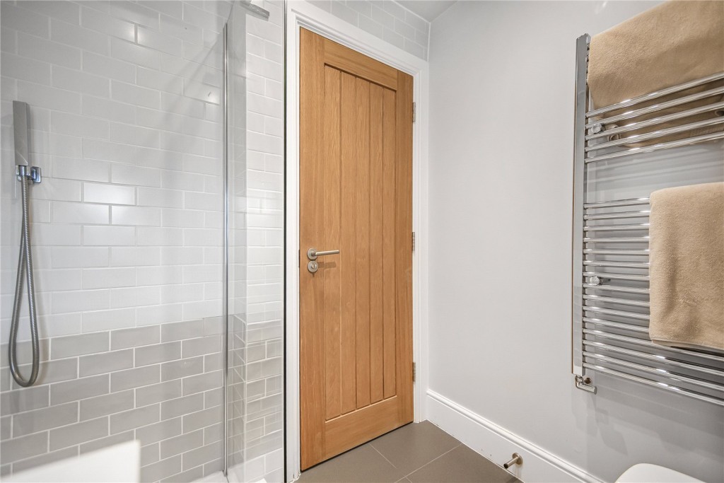 Images for London EAID:4101633374 BID:CLM