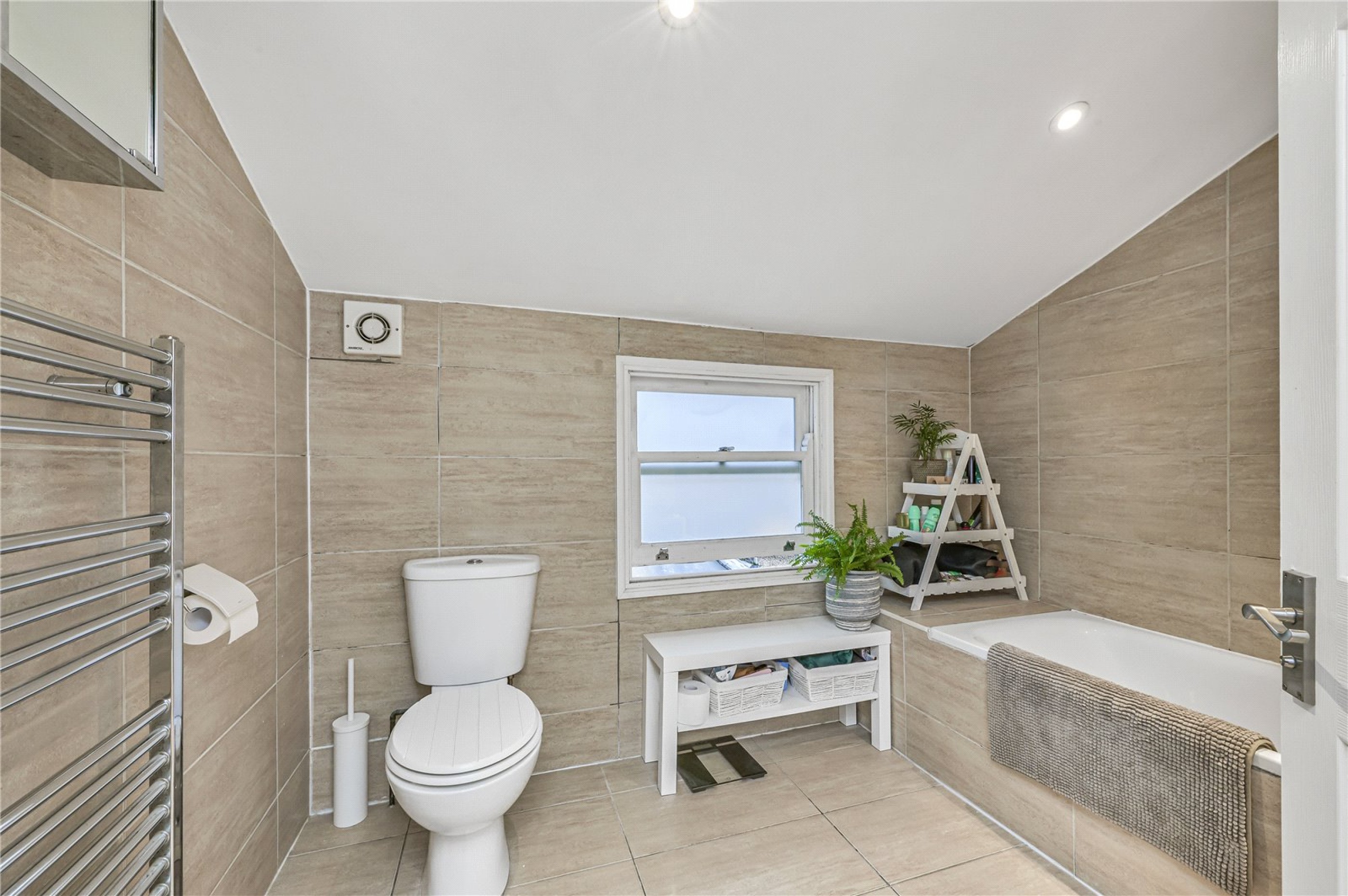 Images for Top Floor Flat, London EAID:4101633374 BID:CLM