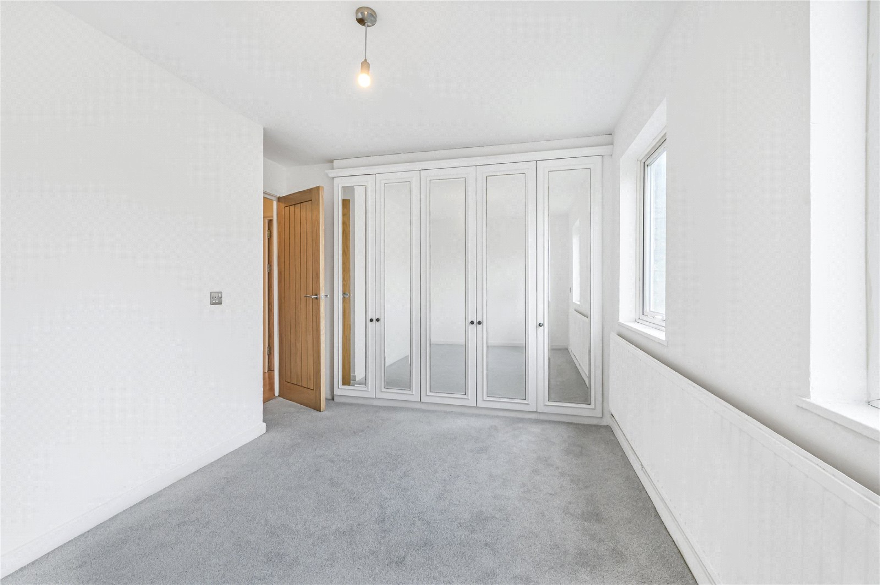 Images for London EAID:4101633374 BID:CLM