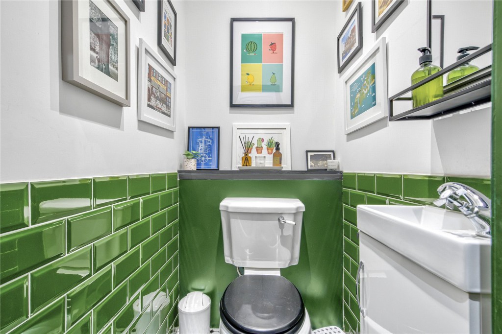 Images for Mitcham EAID:4101633374 BID:BLM