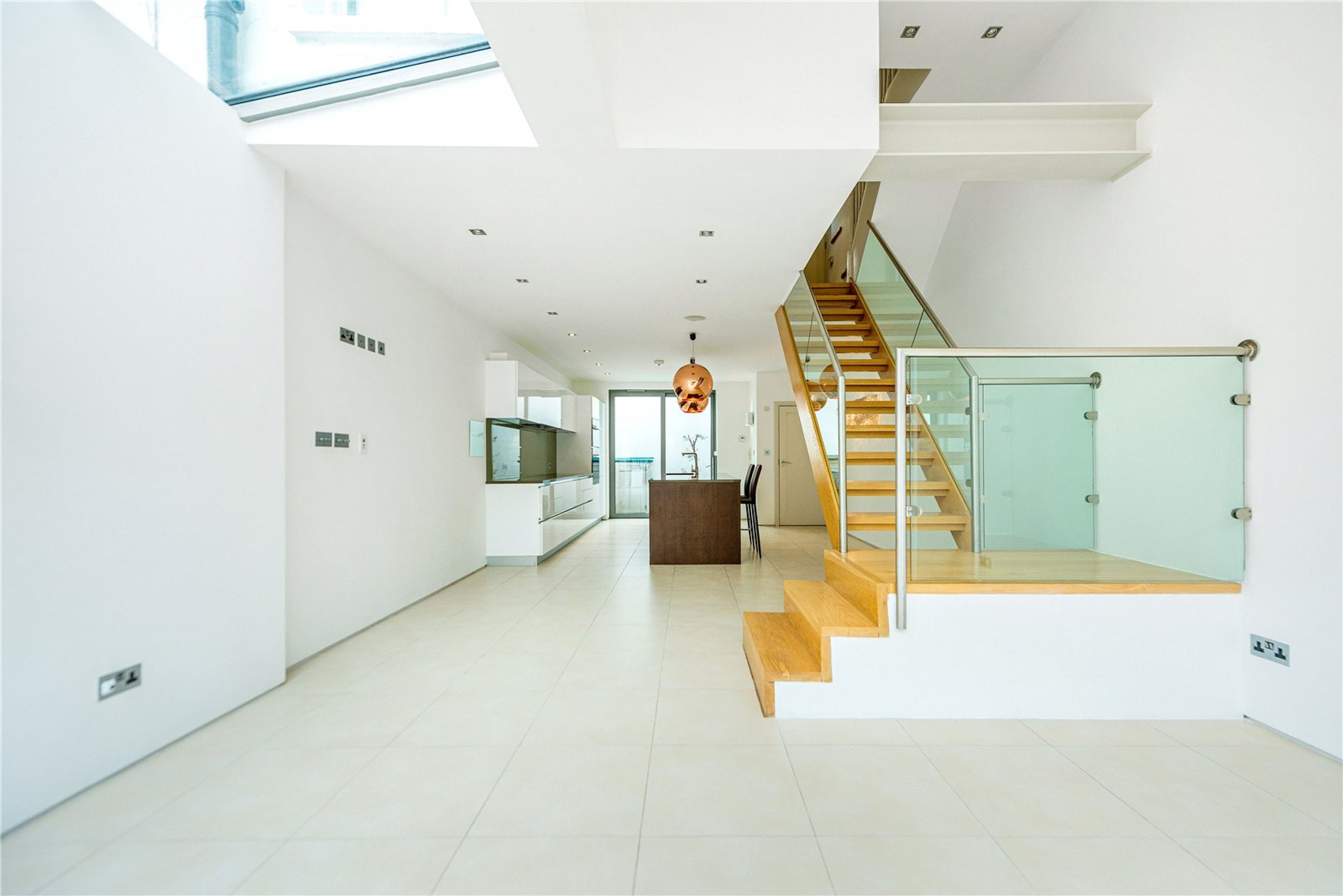 Images for London EAID:4101633374 BID:FLS