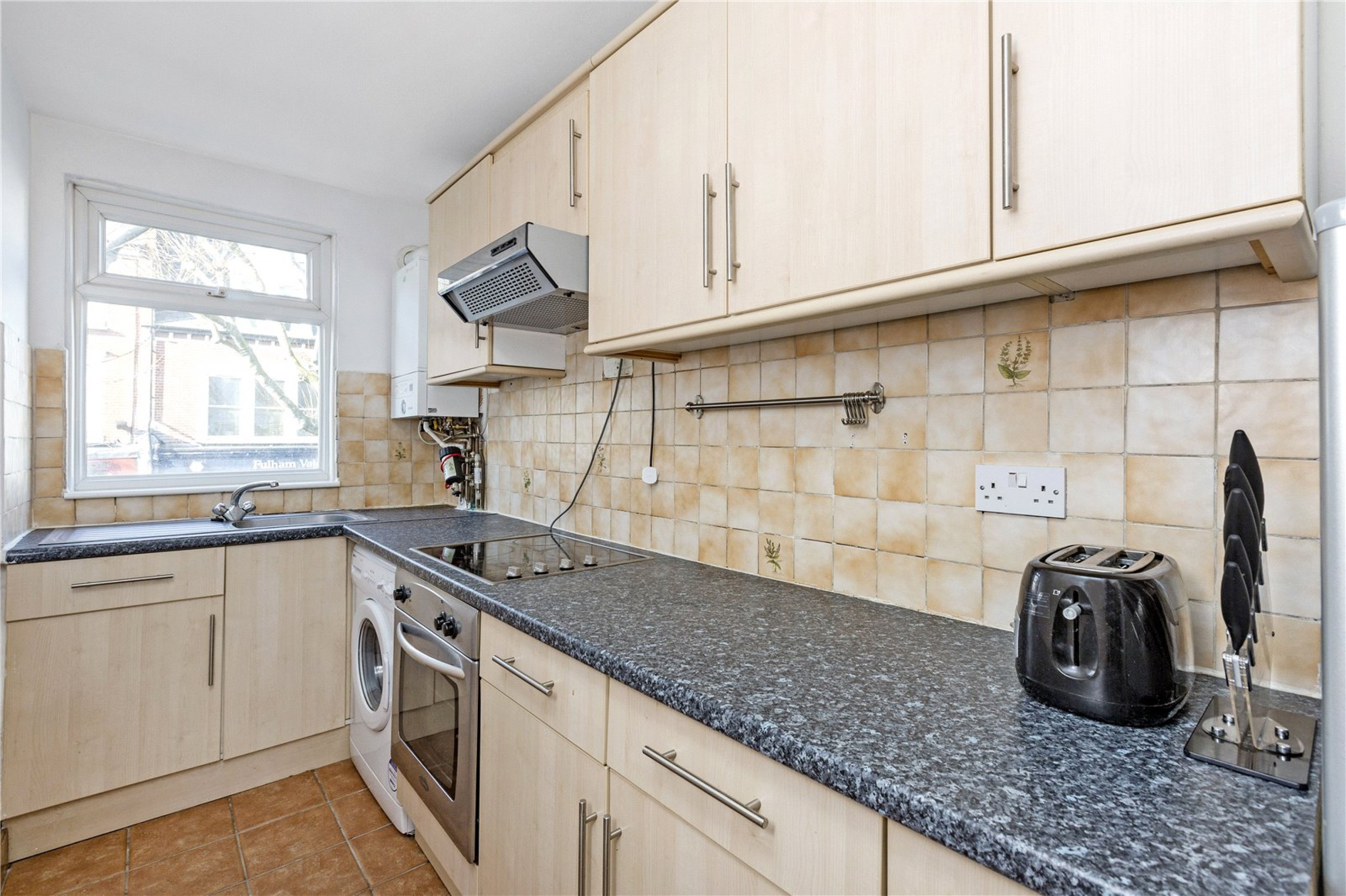 Images for Fulham EAID:163099177 BID:FLS