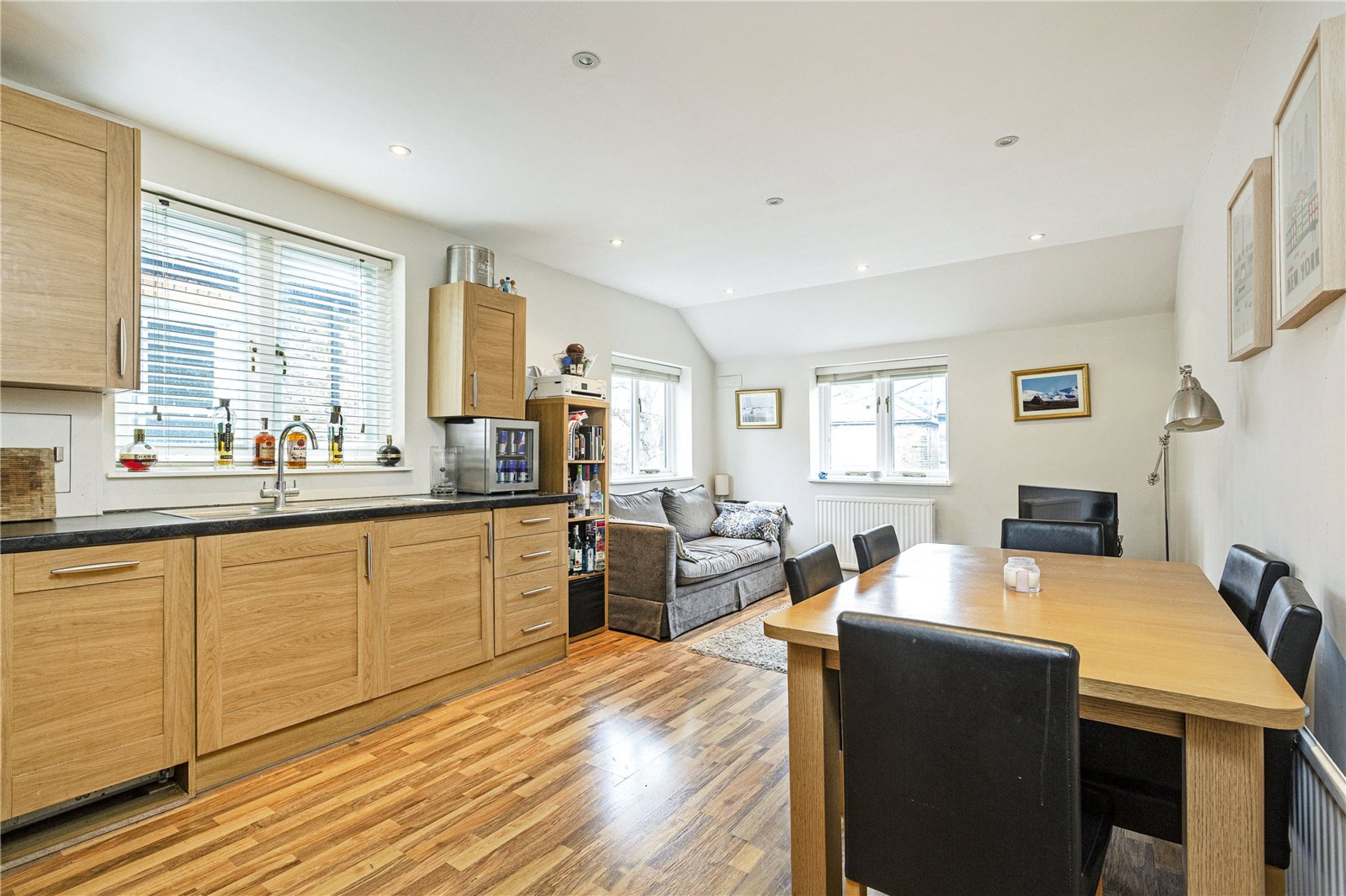 Images for Fulham EAID:163099177 BID:FLS