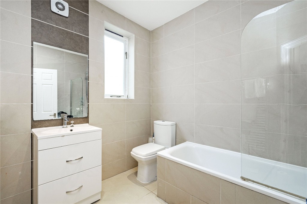Images for Fulham EAID:163099177 BID:FLS