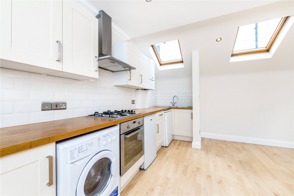 Images for Fulham EAID:163099177 BID:FLS