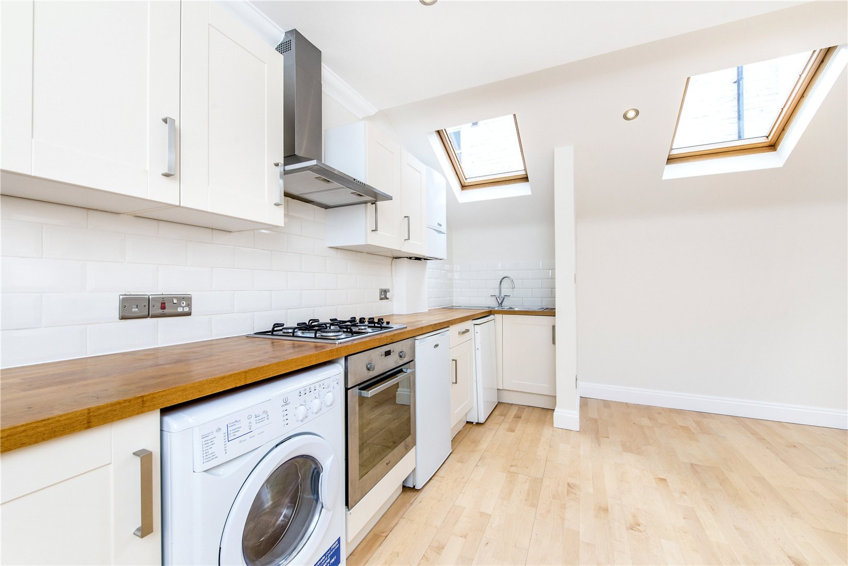 Images for Fulham EAID:163099177 BID:FLS