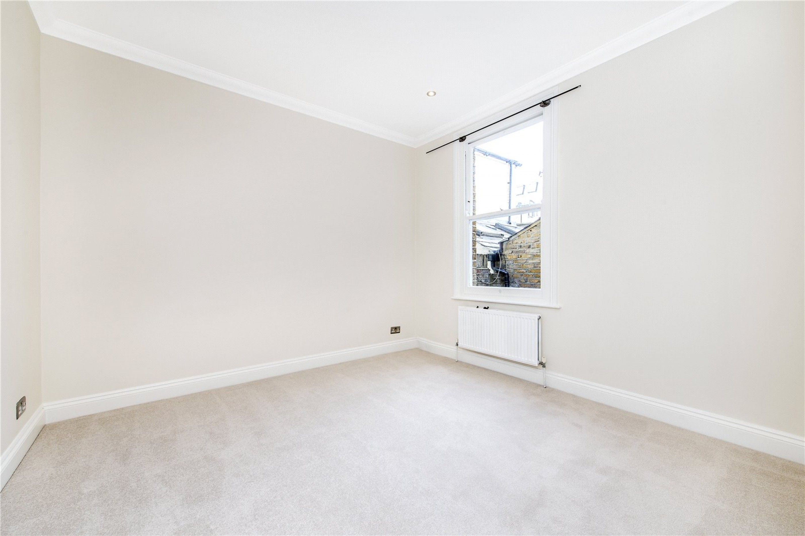 Images for Fulham EAID:163099177 BID:FLS