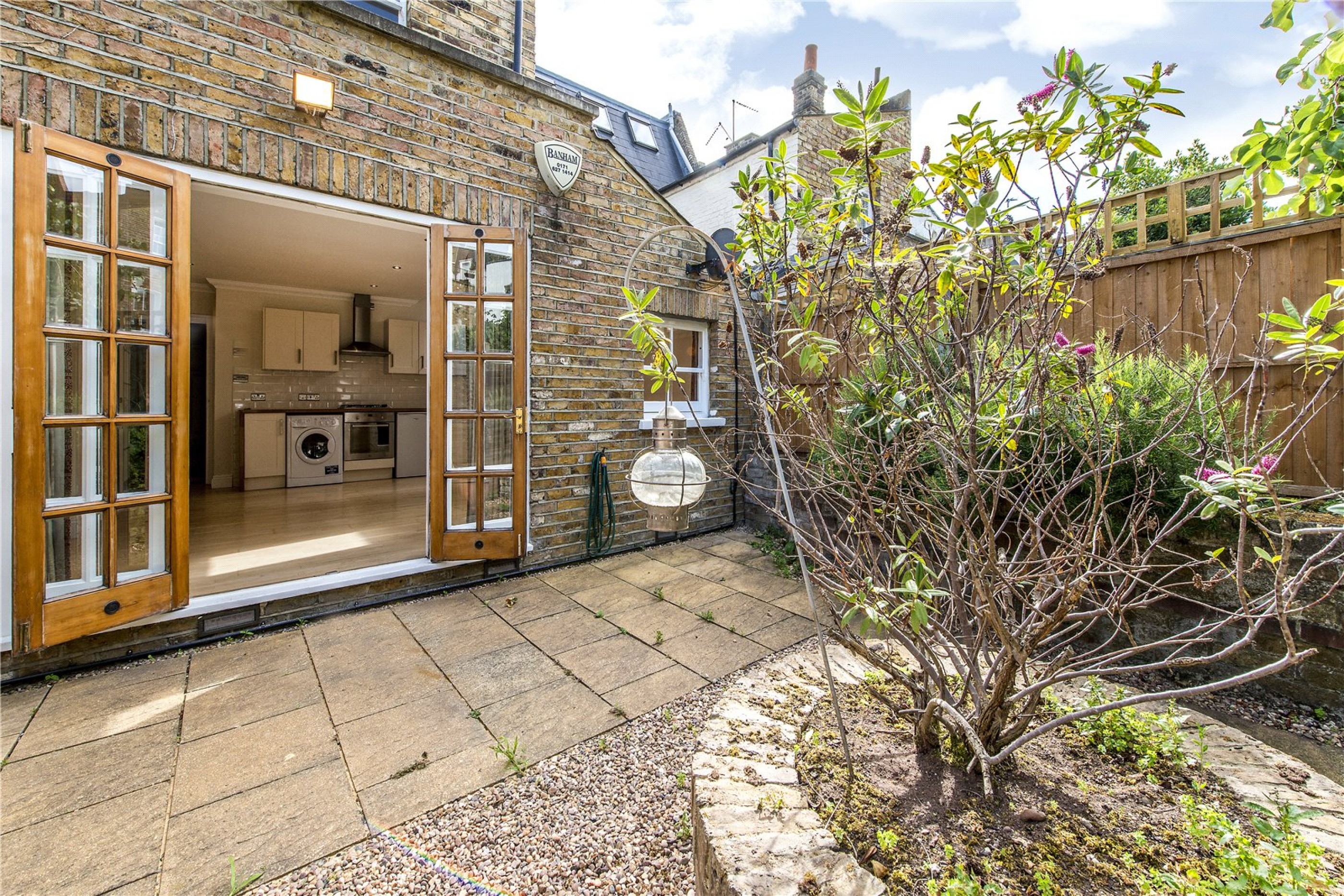 Images for Fulham EAID:163099177 BID:FLS
