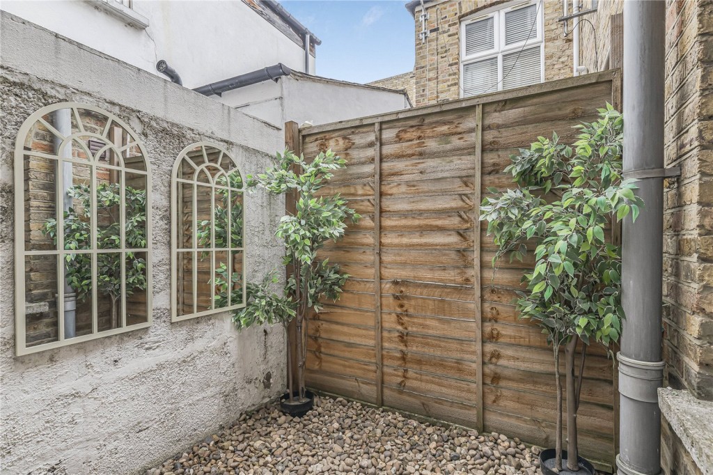 Images for Fulham, London EAID:163099177 BID:FLS