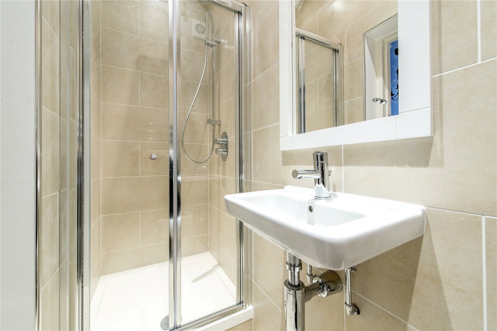 Images for Fulham EAID:163099177 BID:FLS