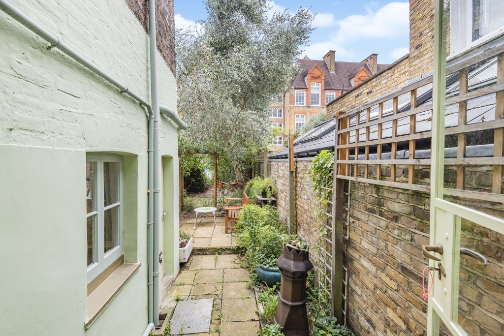 Images for Fulham, London EAID:163099177 BID:FLS