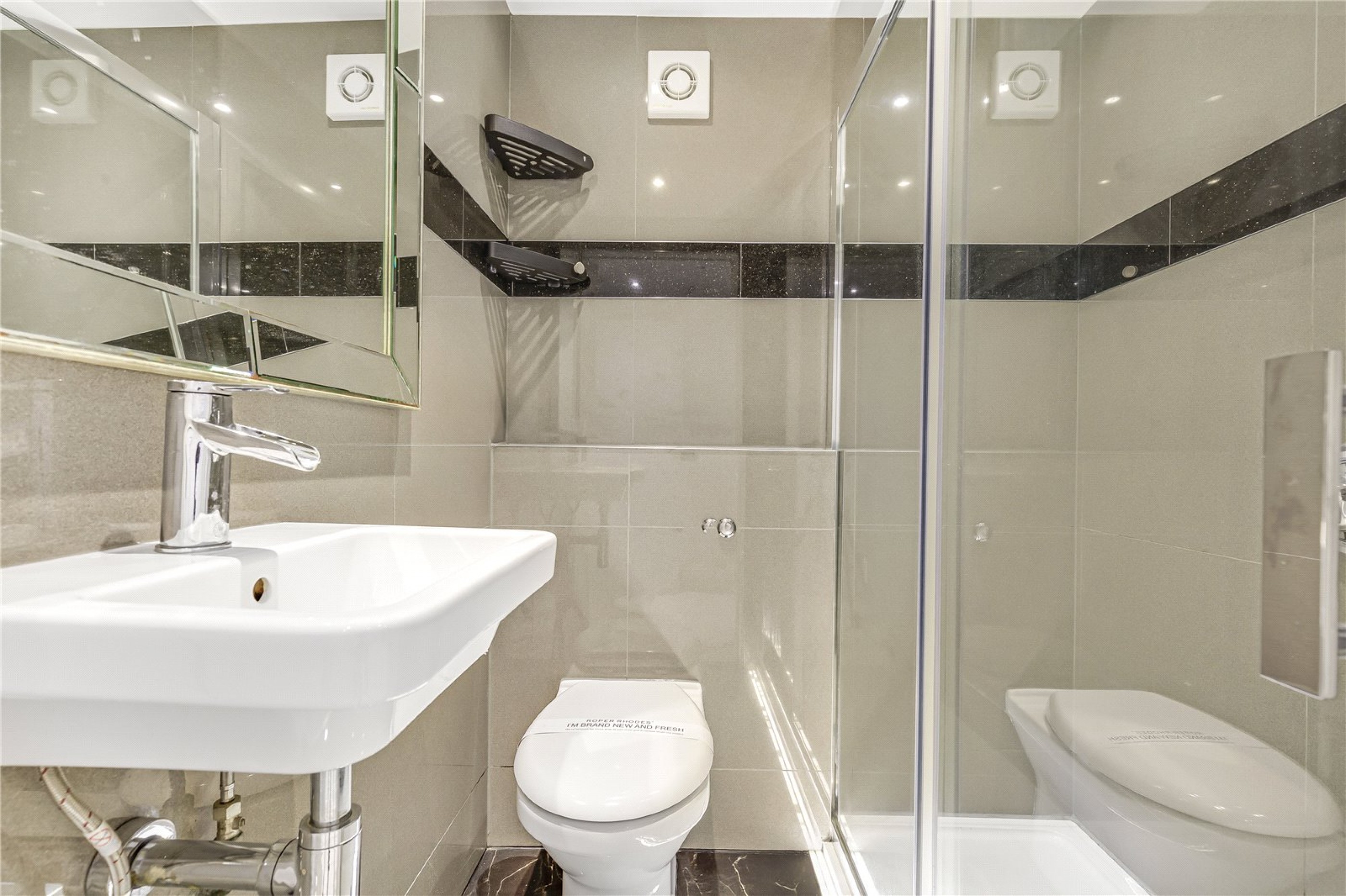 Images for Fulham, London EAID:163099177 BID:FLS