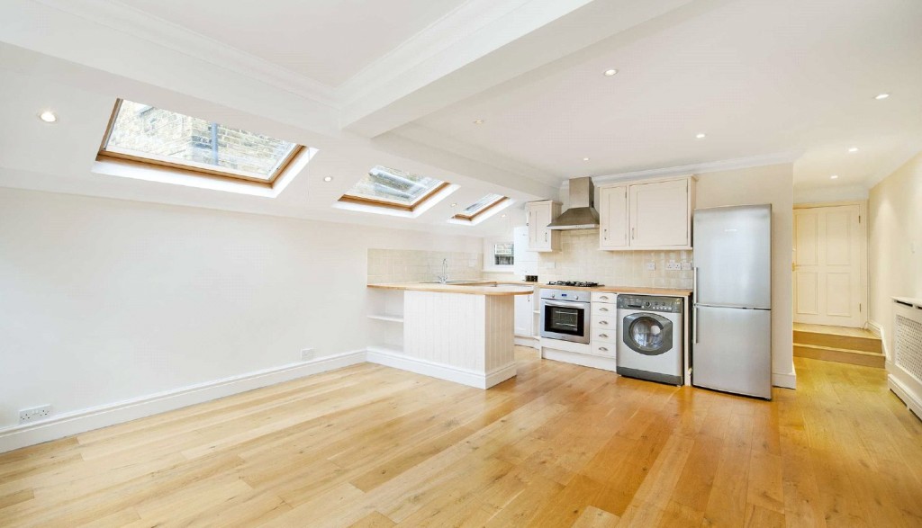 Images for Fulham EAID:4101633374 BID:FLS