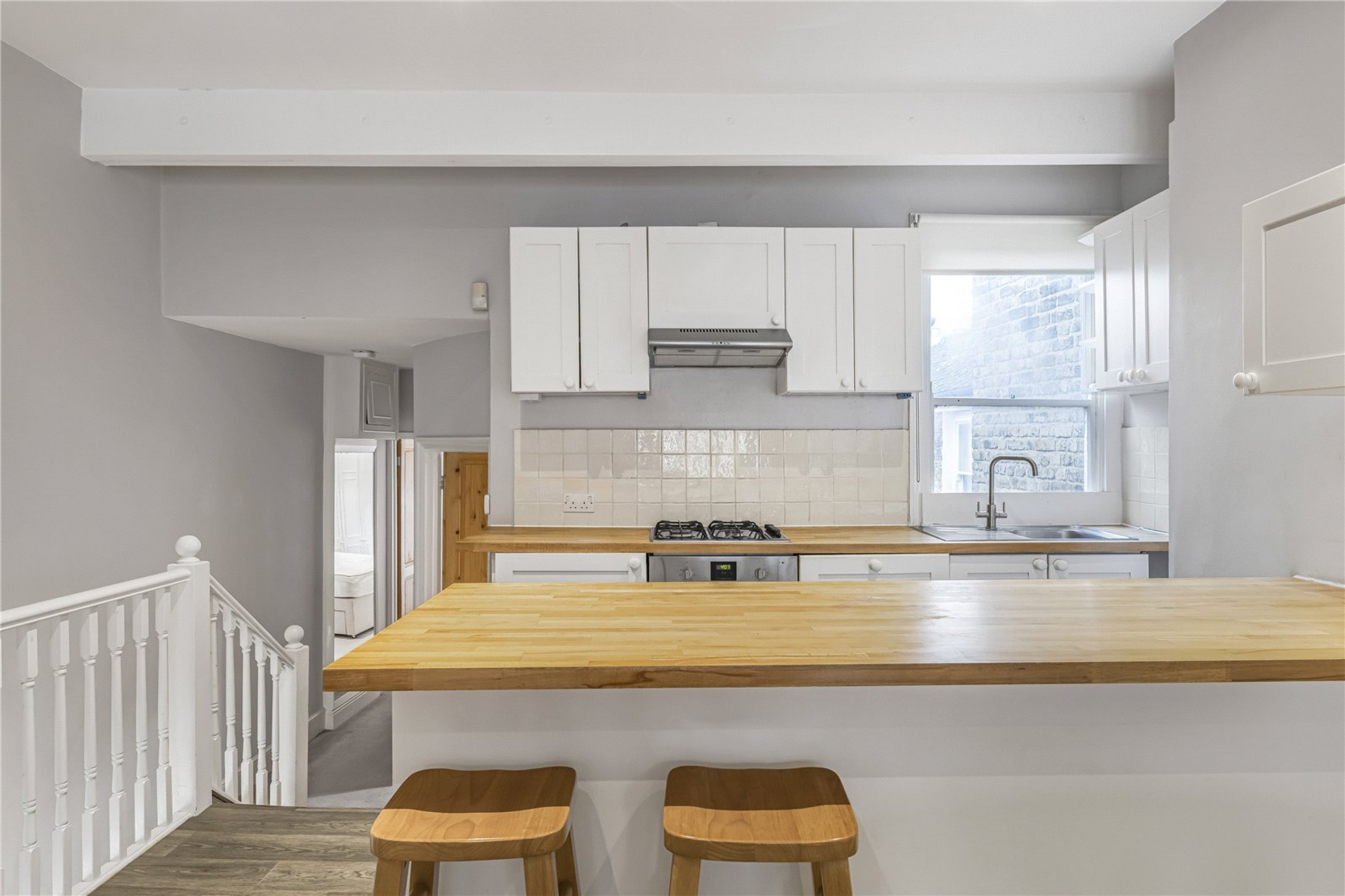 Images for Fulham EAID:4101633374 BID:FLS