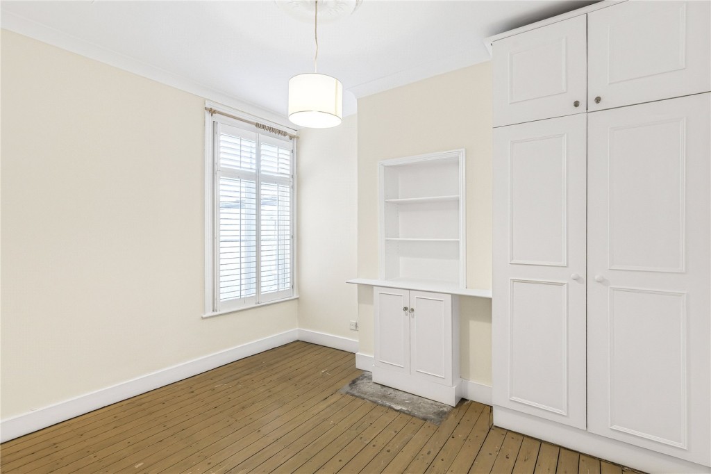 Images for Fulham EAID:4101633374 BID:FLS