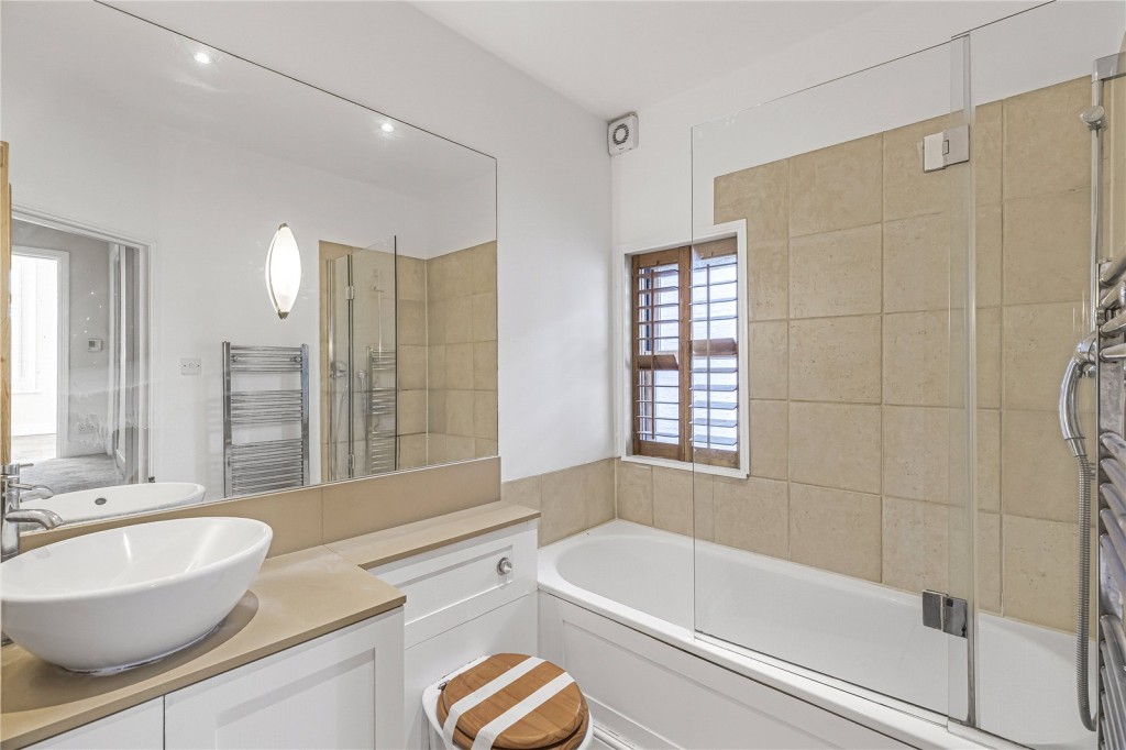 Images for Fulham EAID:4101633374 BID:FLS