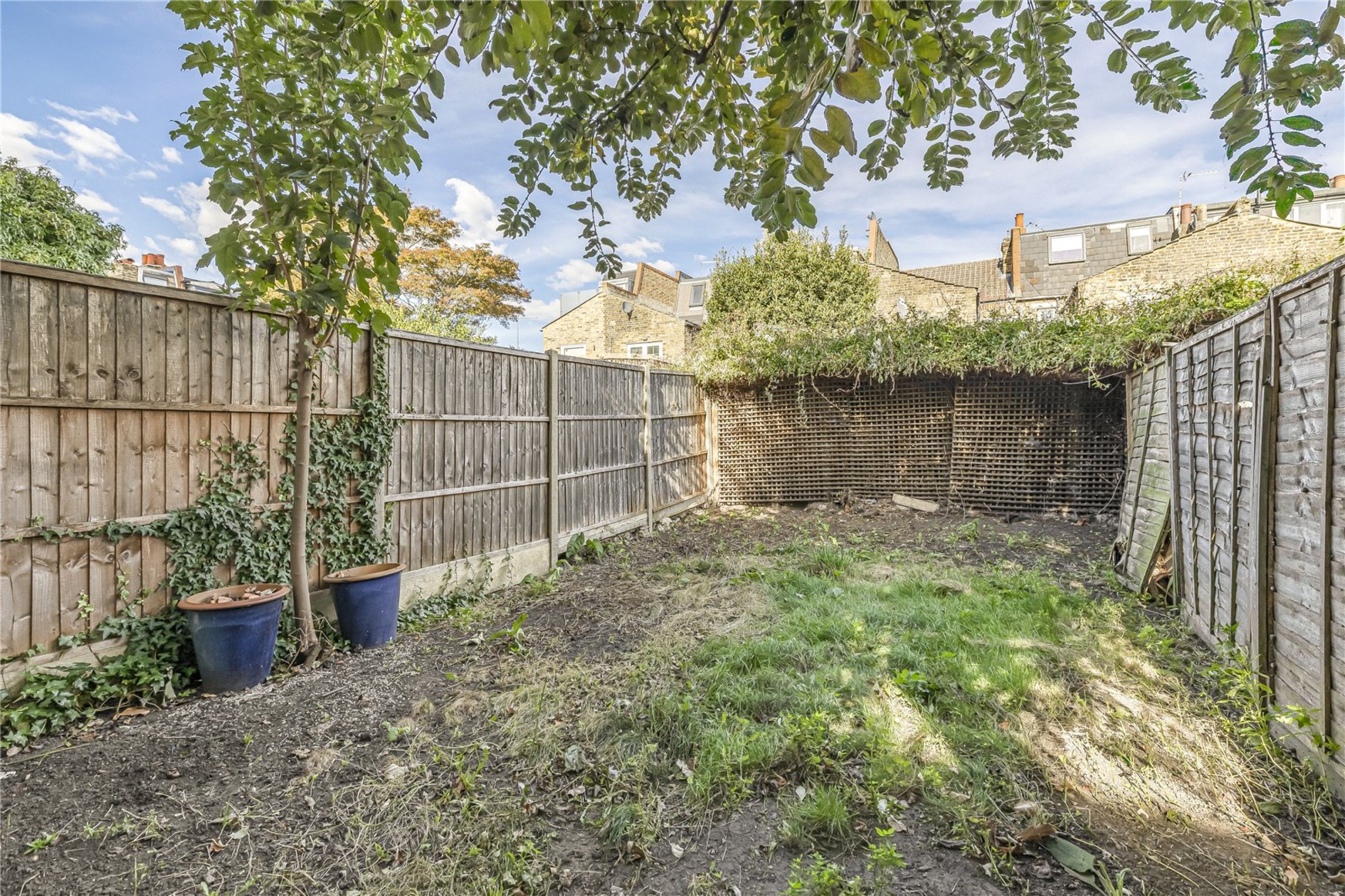 Images for Fulham EAID:4101633374 BID:FLS