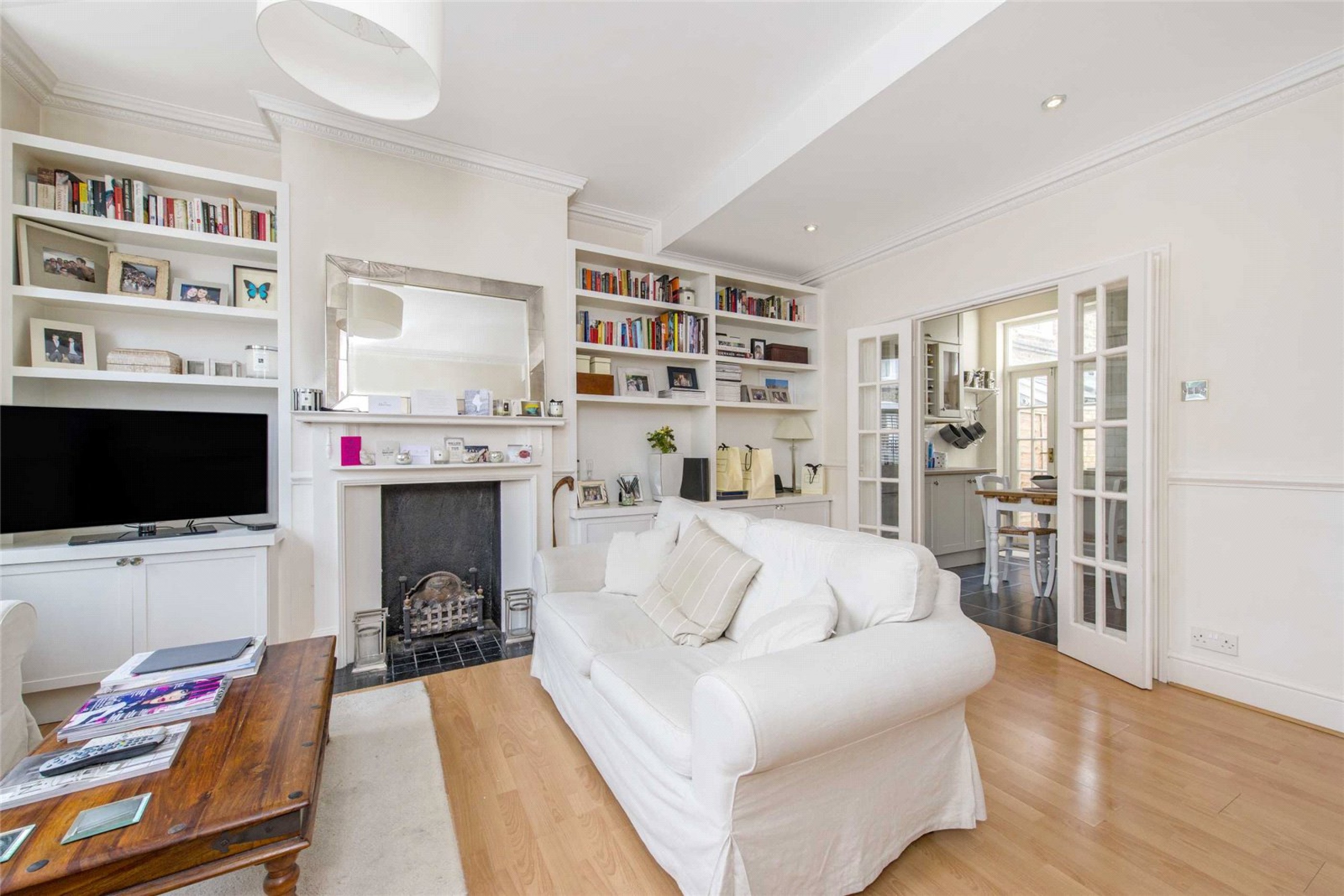 Images for Fulham EAID:163099177 BID:FLS