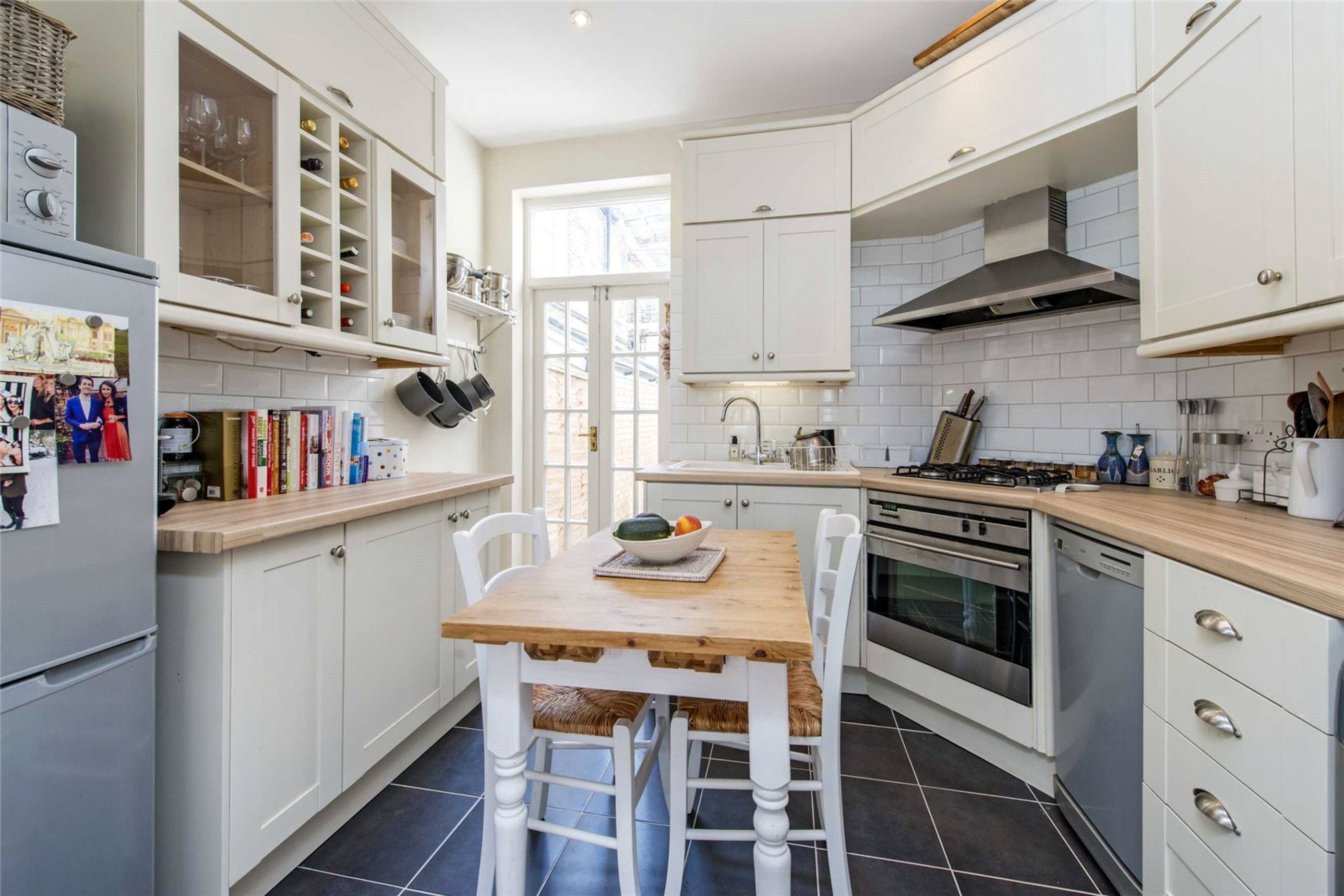 Images for Fulham EAID:163099177 BID:FLS